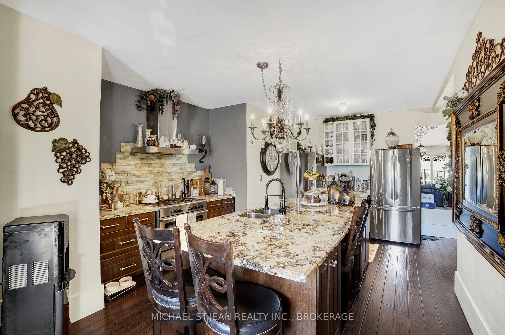 Photo 9 of 485 Catharine Street N, Hamilton, North End — HOMEH