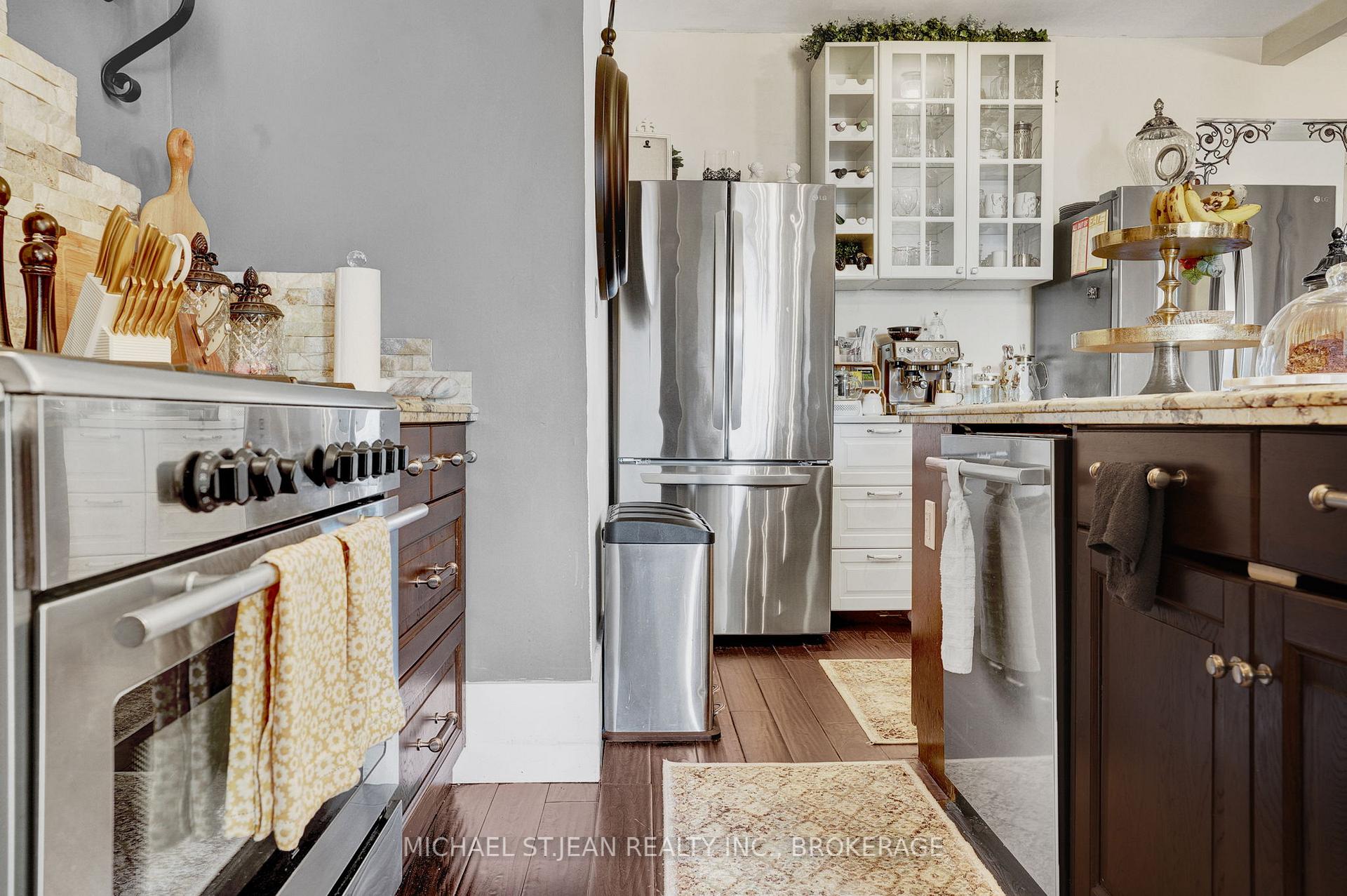Photo 16 of 485 Catharine Street N, Hamilton, North End — HOMEH