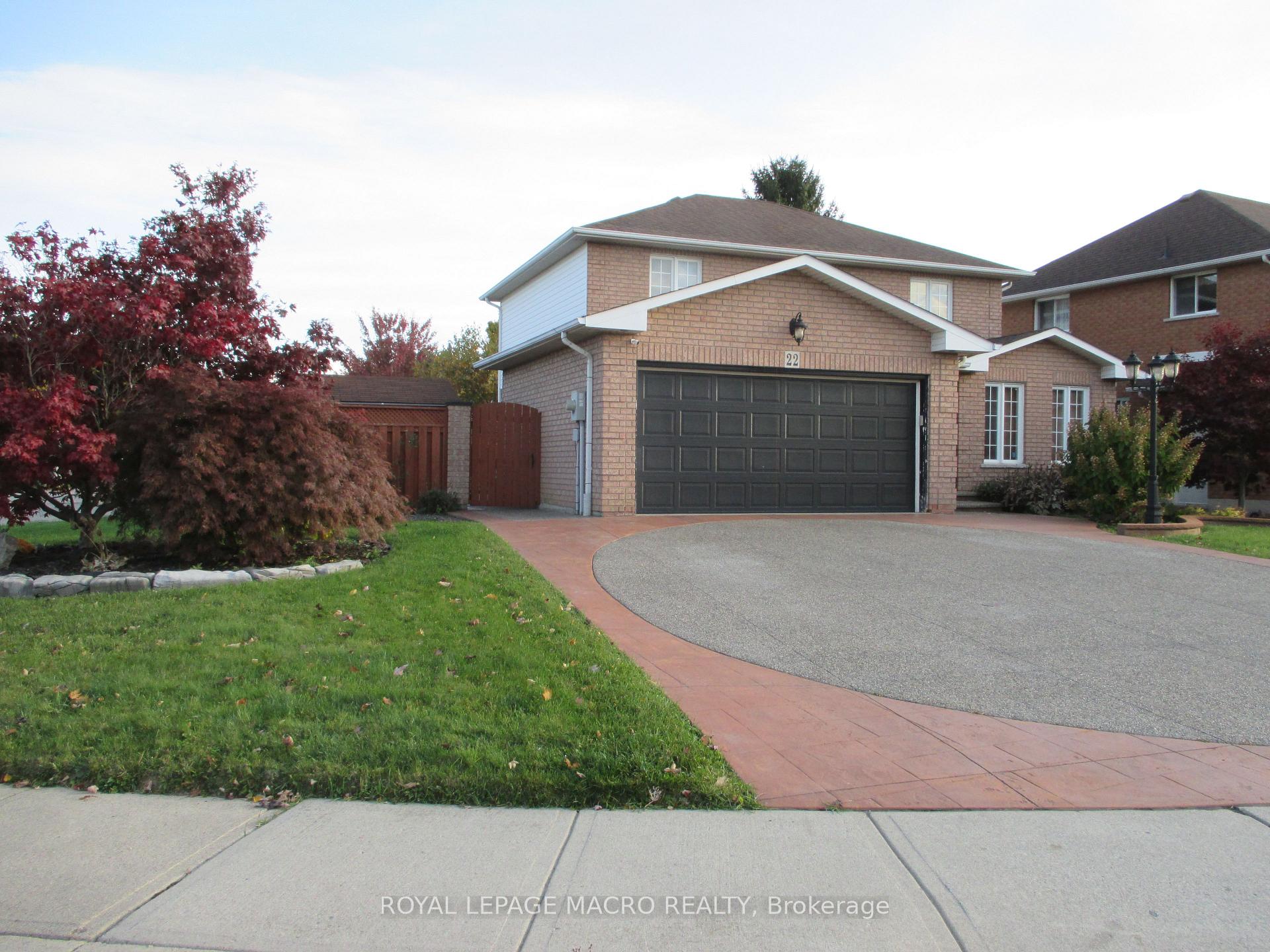 Photo 3 of 22 Resolute Drive, Hamilton, Crerar — HOMEH