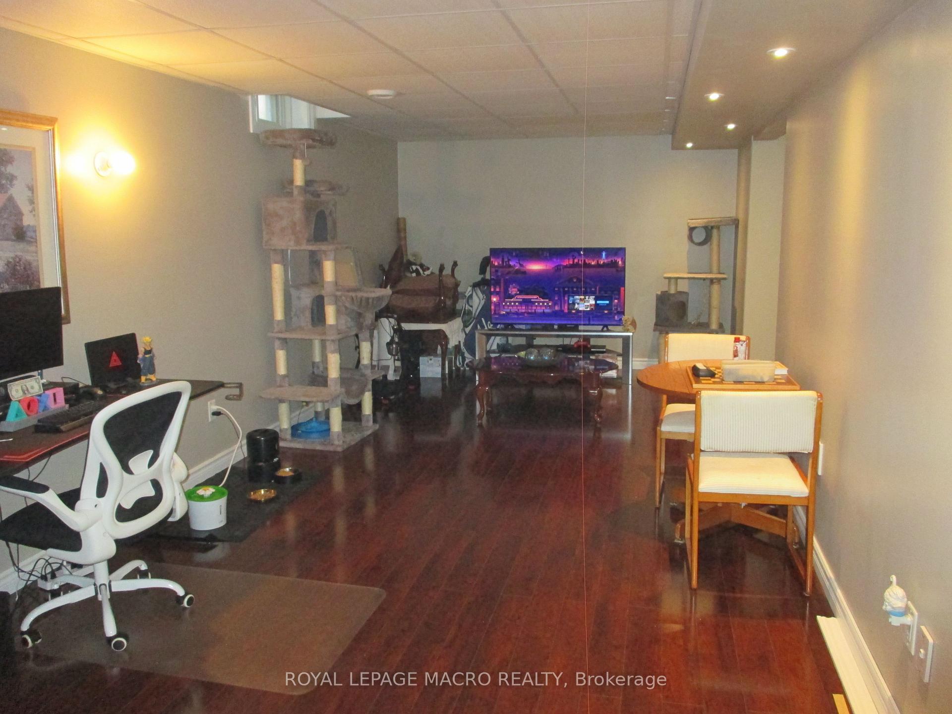 Photo 35 of 22 Resolute Drive, Hamilton, Crerar — HOMEH