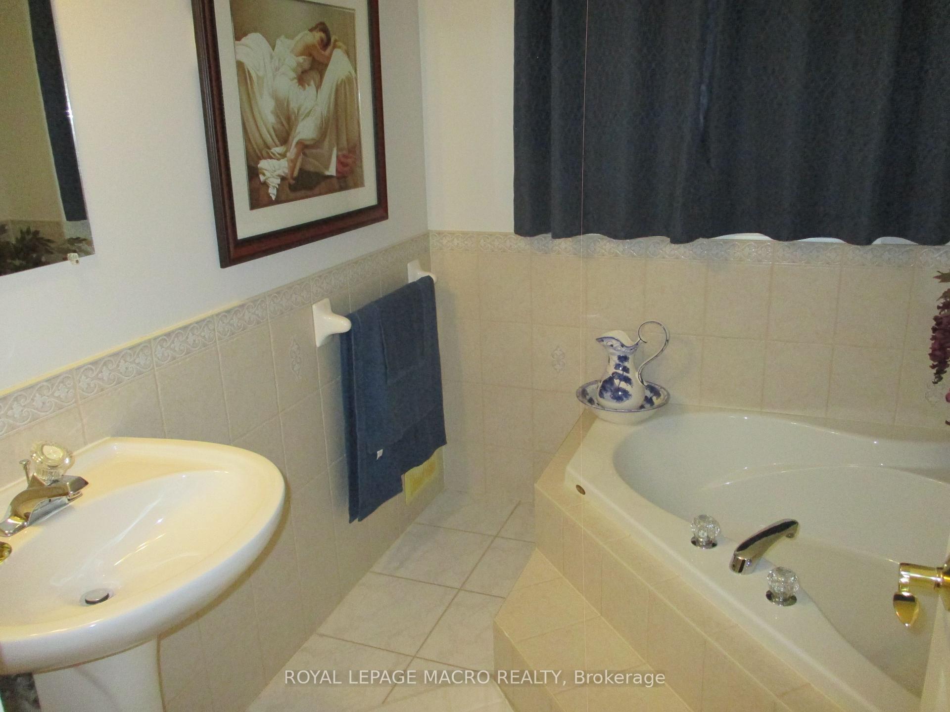 Photo 36 of 22 Resolute Drive, Hamilton, Crerar — HOMEH