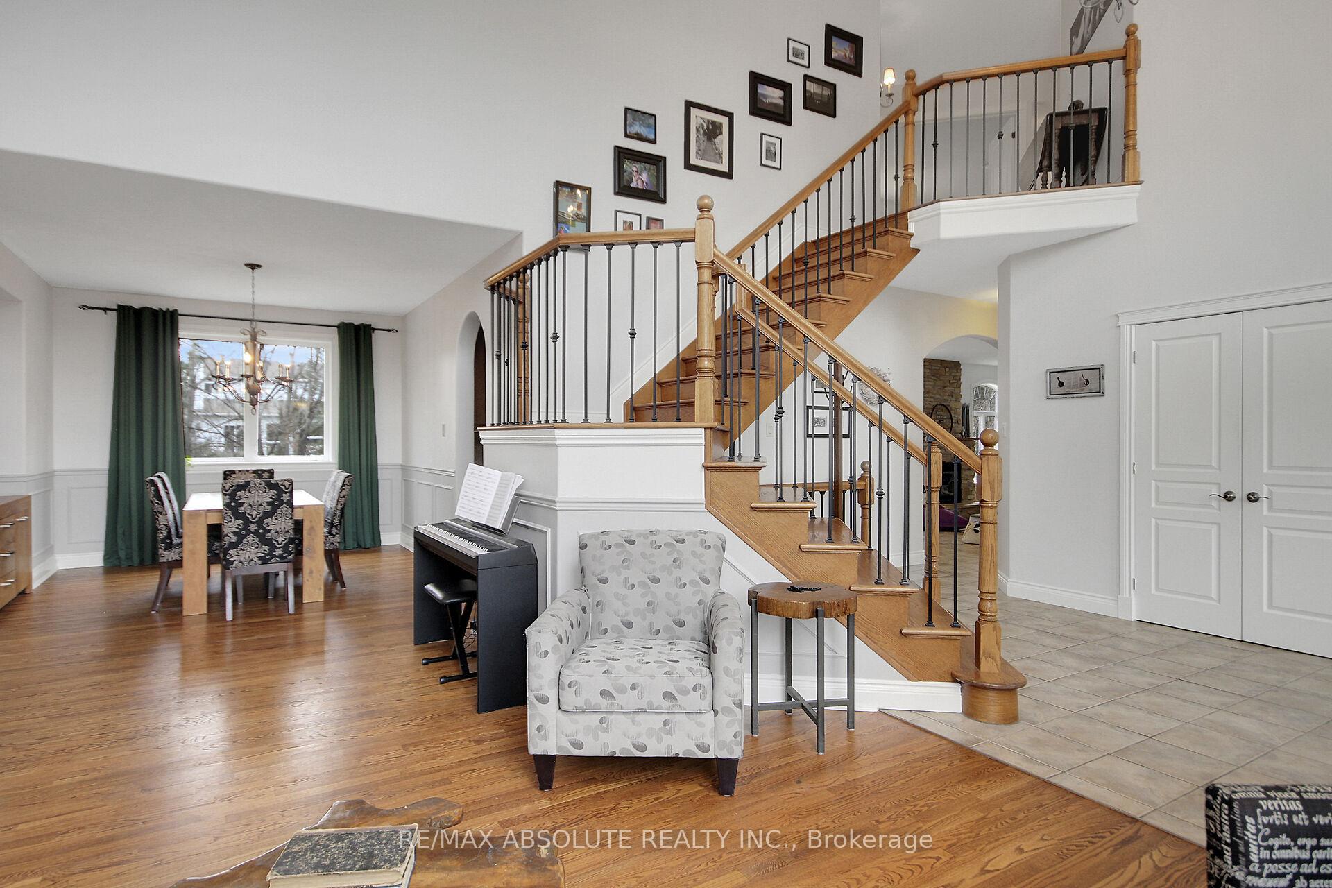 Photo 7 of 28 Amethyst Crescent, Ottawa, Stittsville (Central) — HOMEH