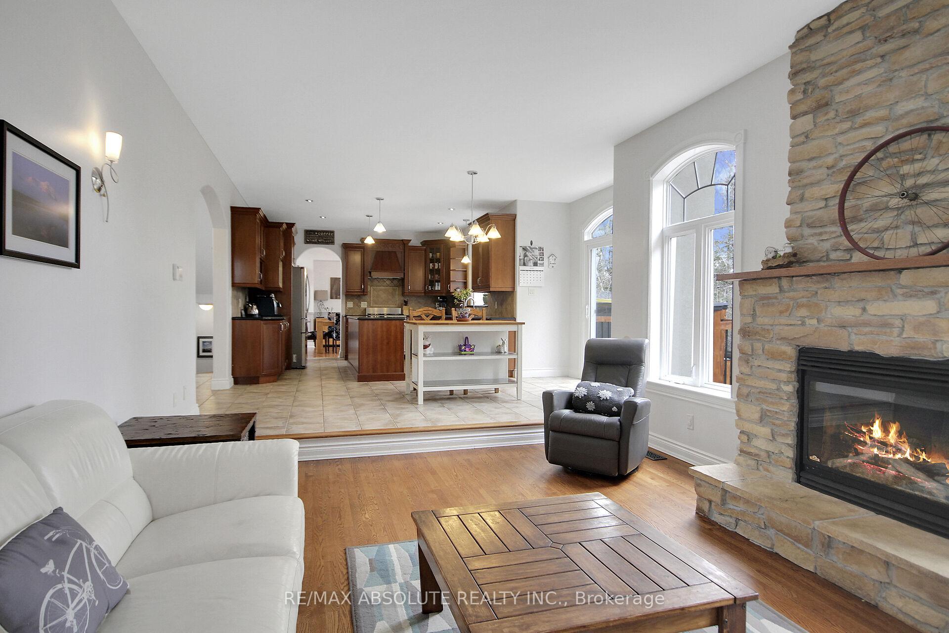 Photo 19 of 28 Amethyst Crescent, Ottawa, Stittsville (Central) — HOMEH