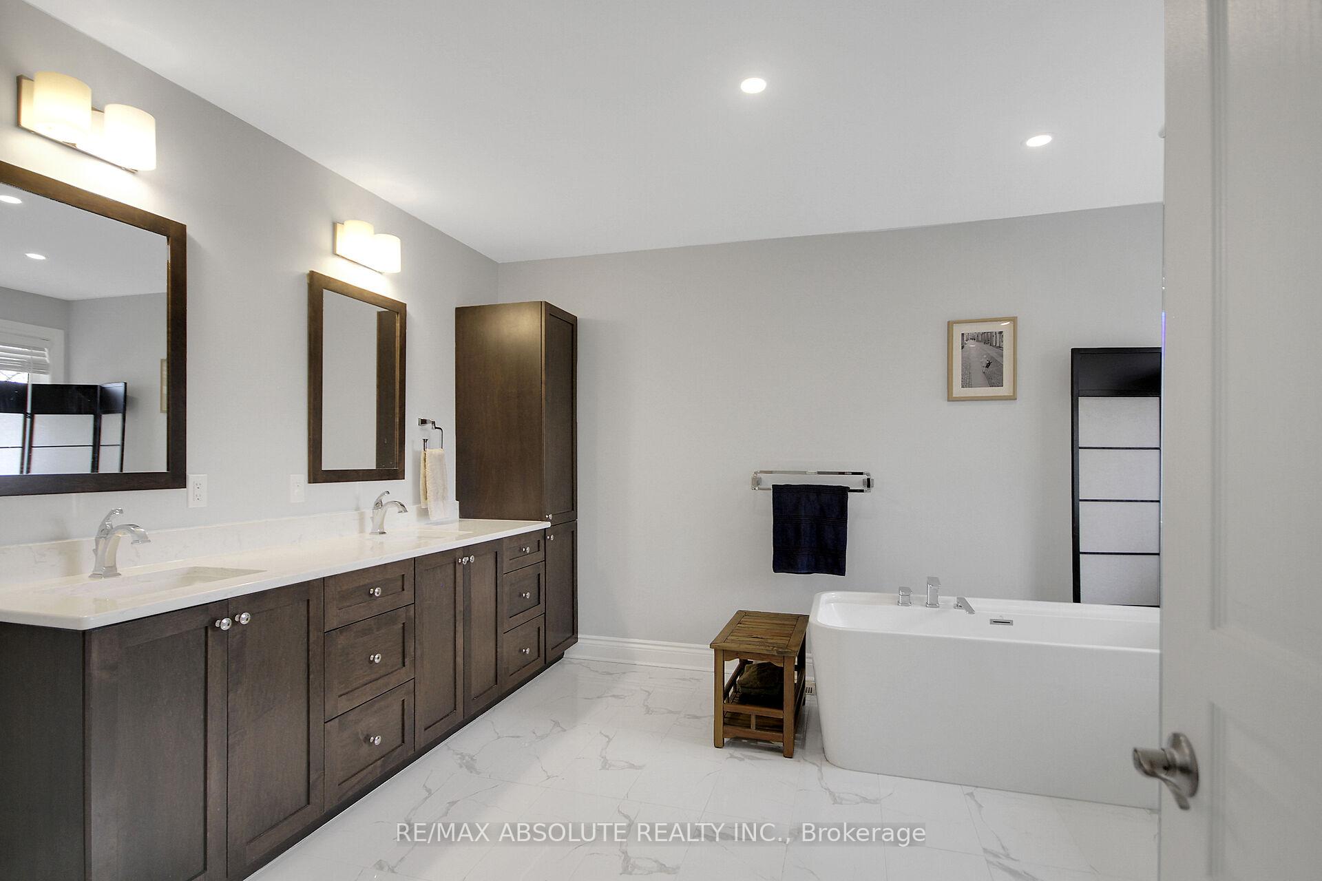 Photo 29 of 28 Amethyst Crescent, Ottawa, Stittsville (Central) — HOMEH