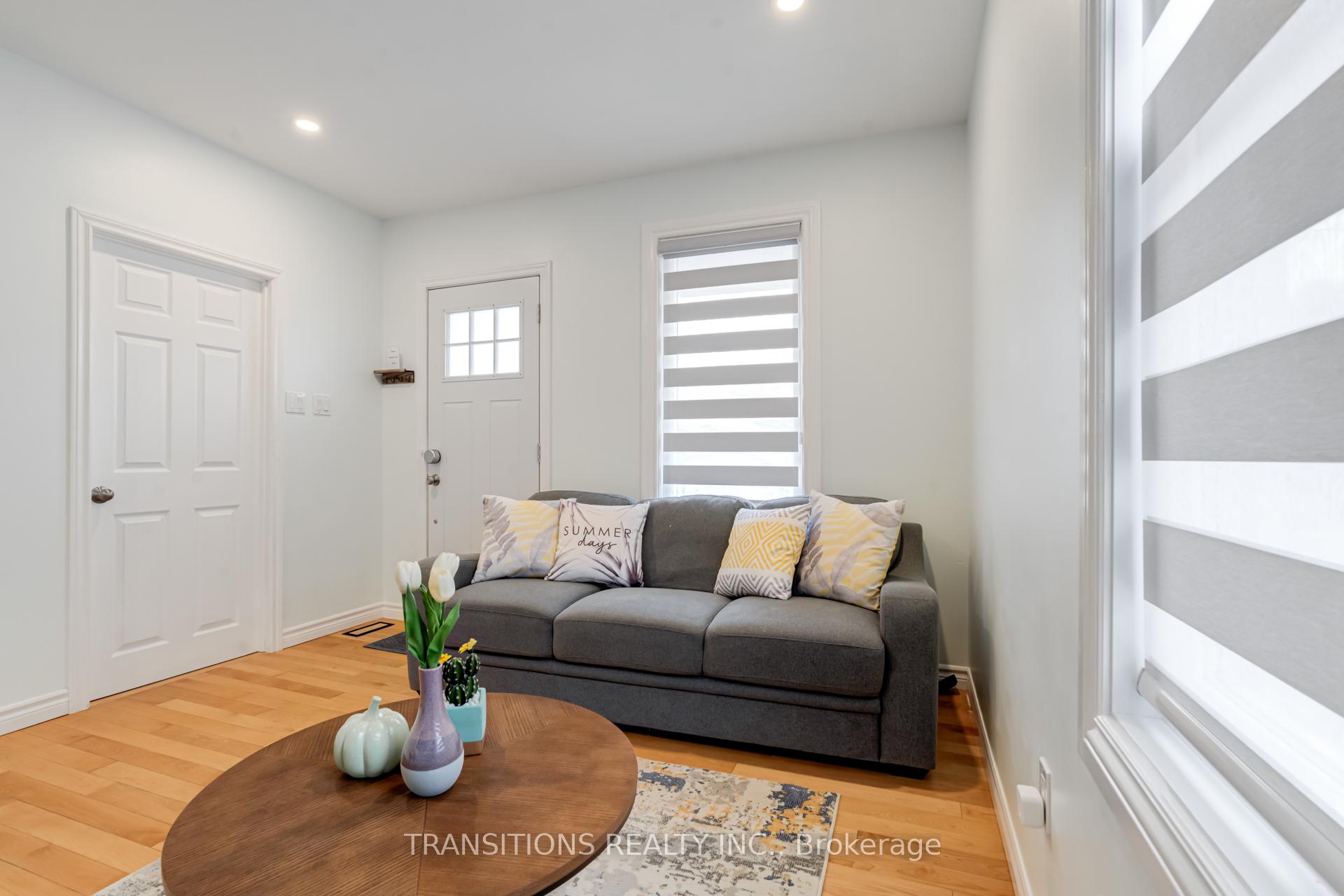 Photo 4 of 653 Upper Wellington Street, Hamilton, Inch Park — HOMEH