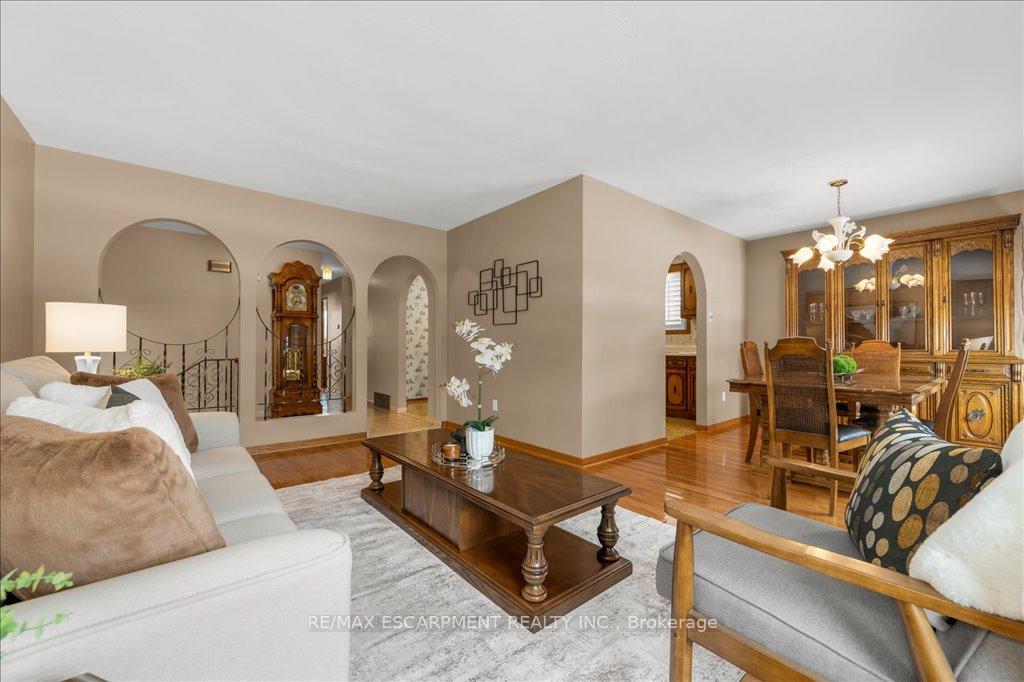 Photo 14 of 43 Seaton Place Drive, Hamilton, Stoney Creek — HOMEH