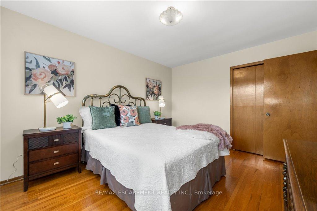 Photo 23 of 43 Seaton Place Drive, Hamilton, Stoney Creek — HOMEH
