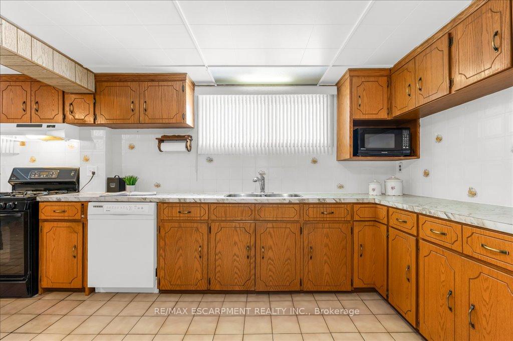 Photo 36 of 43 Seaton Place Drive, Hamilton, Stoney Creek — HOMEH