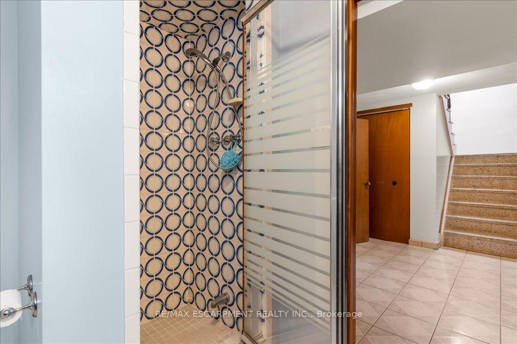 Photo 39 of 43 Seaton Place Drive, Hamilton, Stoney Creek — HOMEH