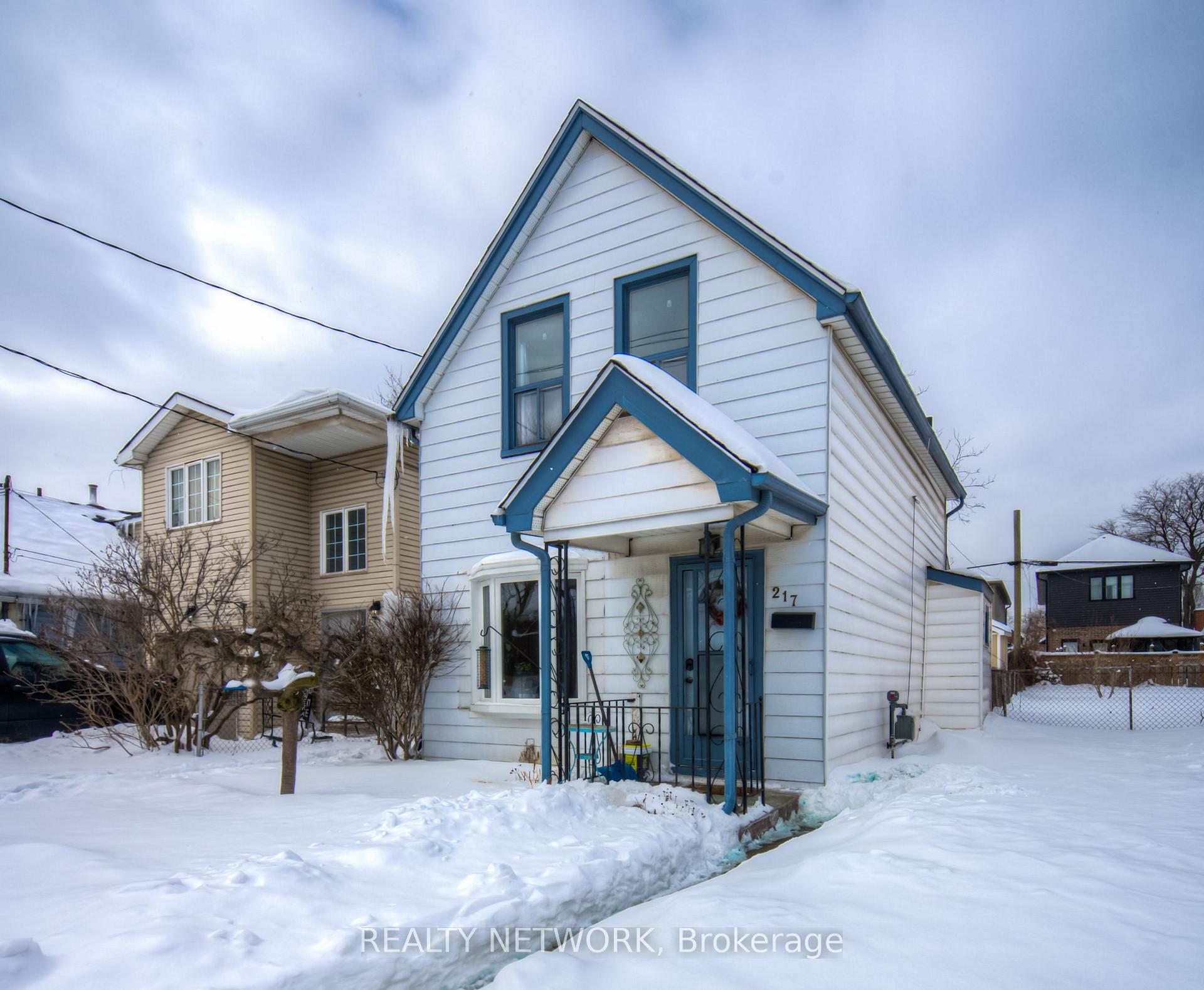 Front of 217 Fairfield Avenue