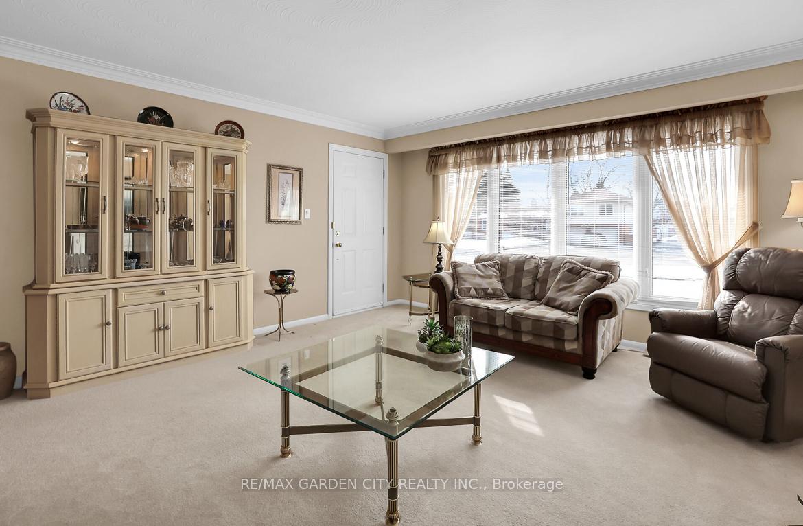 Photo 11 of 101 Scott Street, St. Catharines, Lakeport — HOMEH