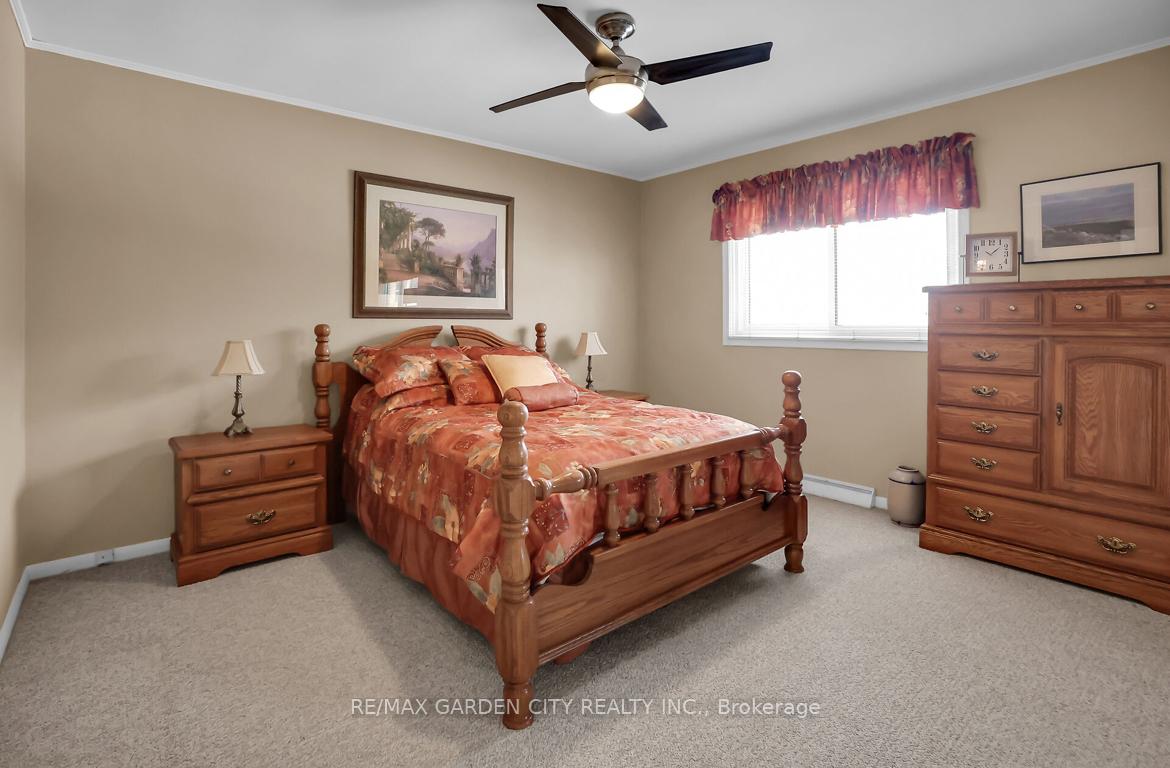 Photo 12 of 101 Scott Street, St. Catharines, Lakeport — HOMEH