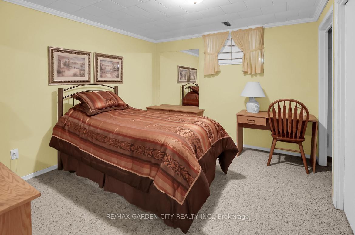 Photo 17 of 101 Scott Street, St. Catharines, Lakeport — HOMEH
