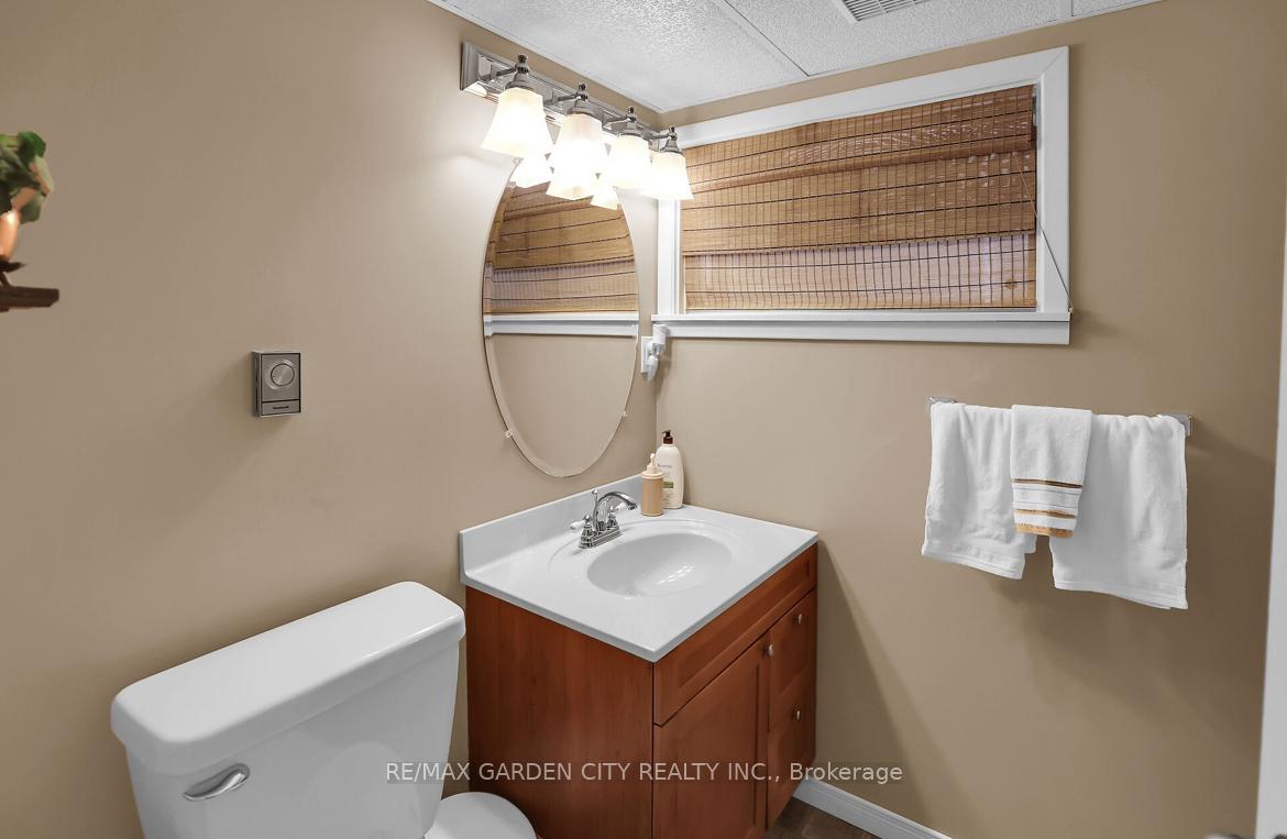 Photo 18 of 101 Scott Street, St. Catharines, Lakeport — HOMEH