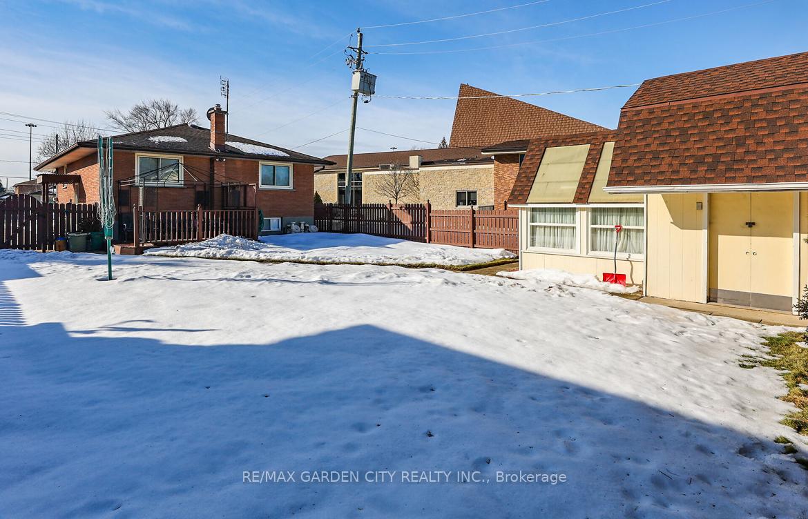 Photo 23 of 101 Scott Street, St. Catharines, Lakeport — HOMEH