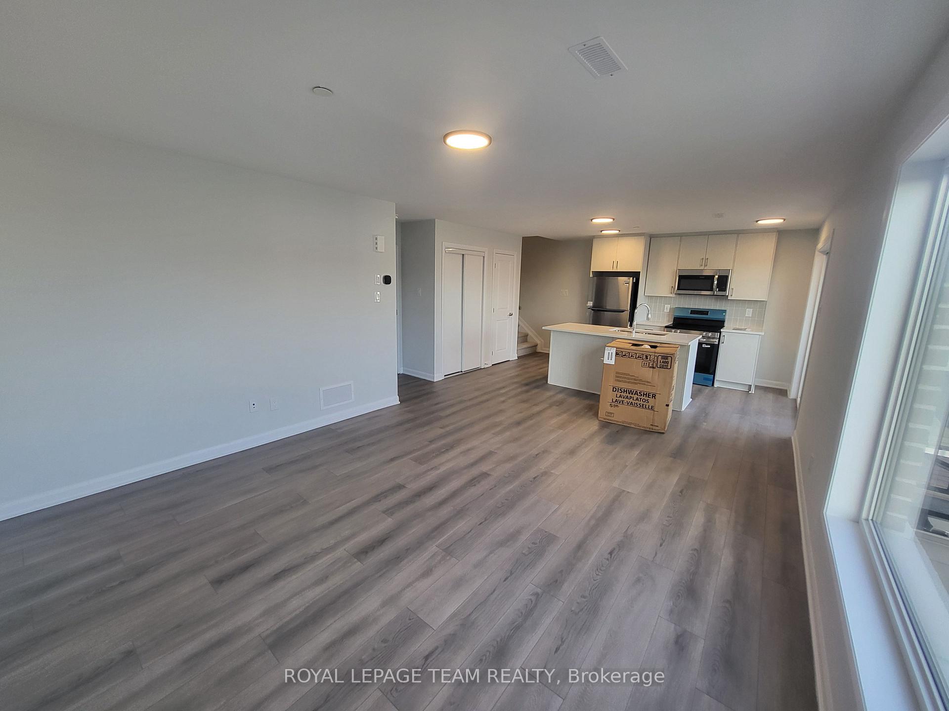 Photo 15 of Unit 22, 801 Glenroy Gilbert Drive, Ottawa, Barrhaven - Strandherd — HOMEH