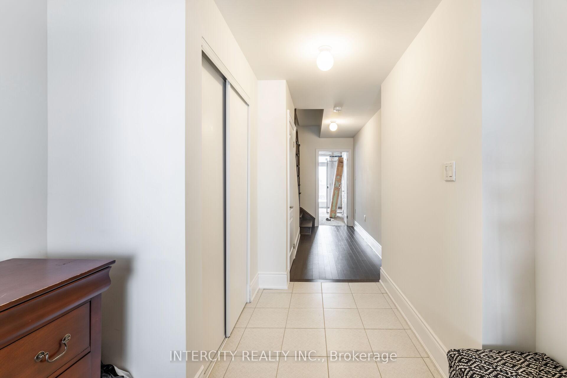 Photo 6 of 32 Foxsparrow Road, Brampton, Sandringham-Wellington — HOMEH
