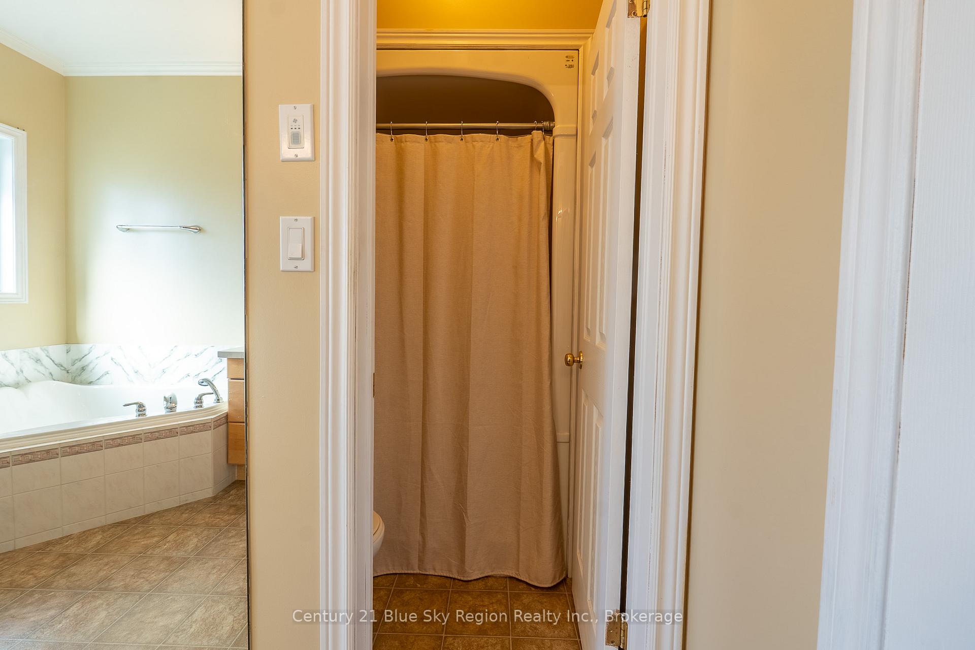 Photo 23 of 161 Golf Course Road, Callander — HOMEH
