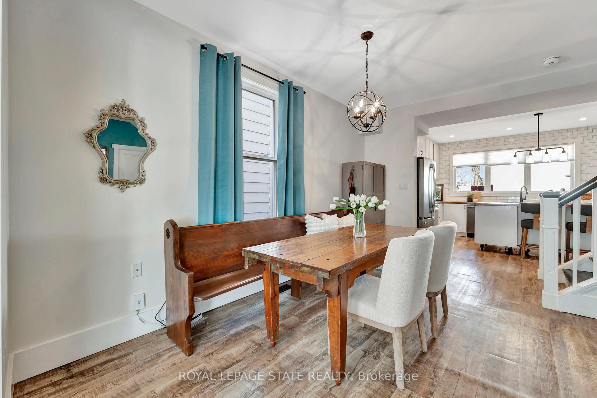 Photo 7 of 53 Woodbine Crescent, Hamilton, Strathcona — HOMEH