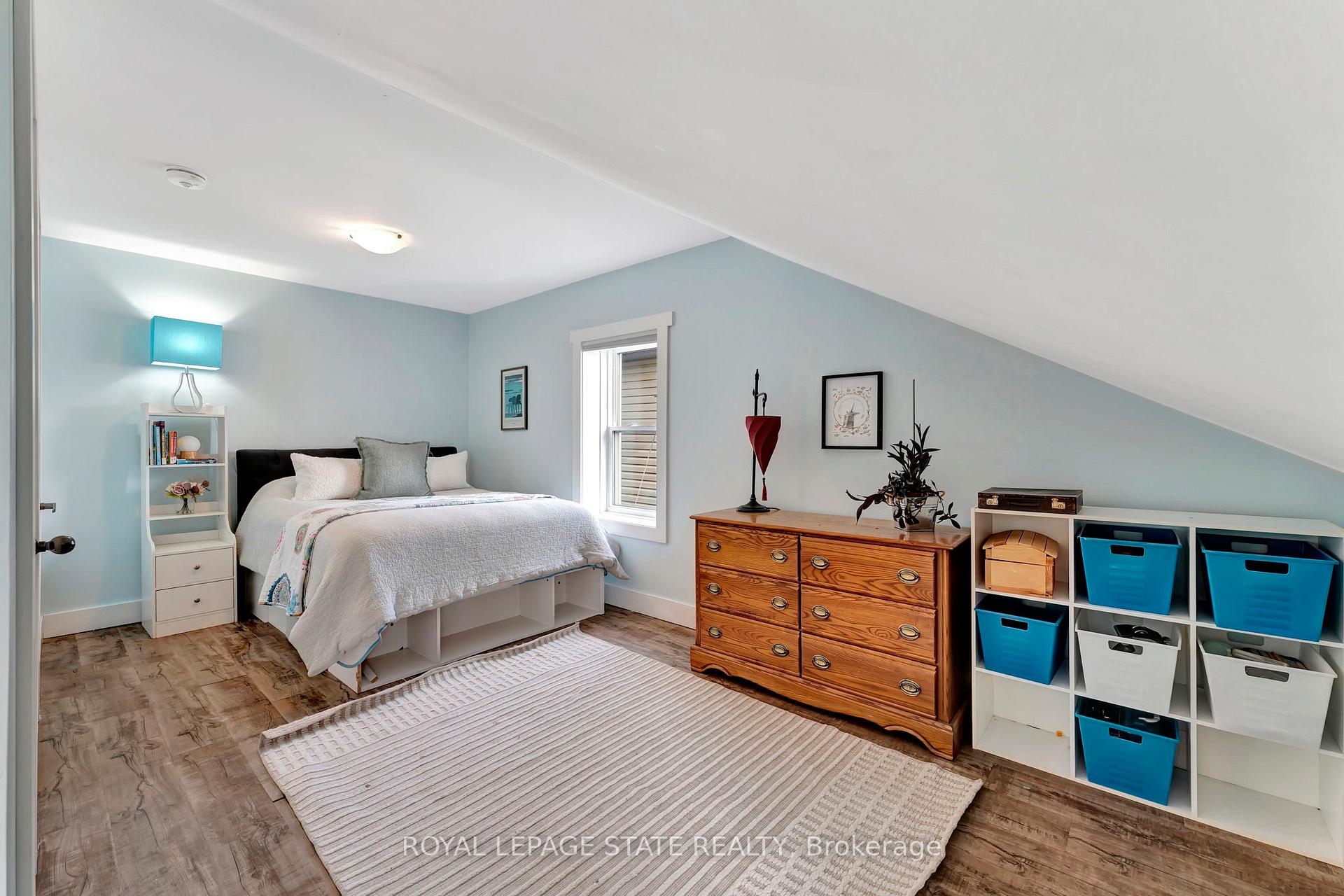 Photo 27 of 53 Woodbine Crescent, Hamilton, Strathcona — HOMEH
