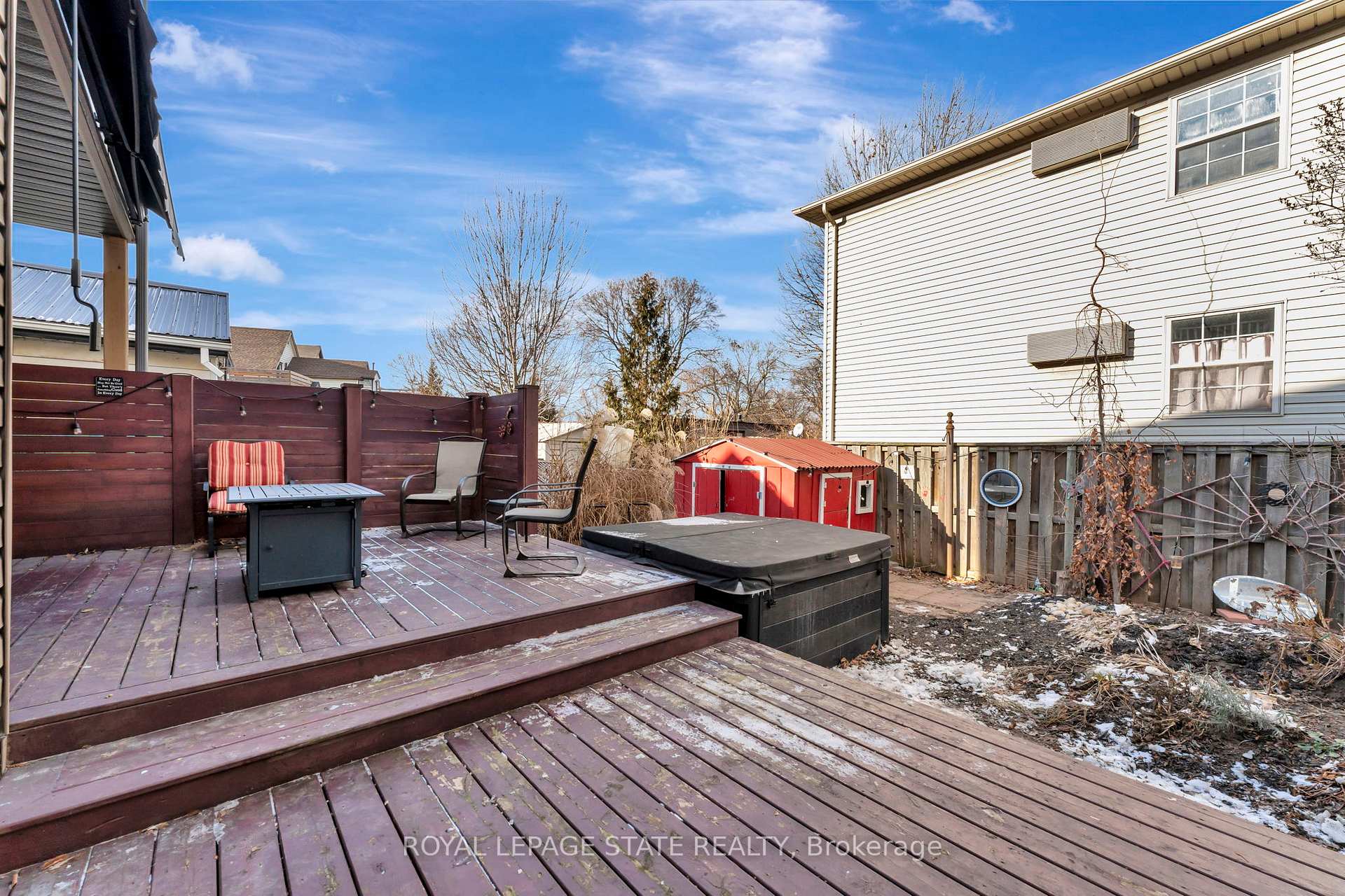 Photo 33 of 53 Woodbine Crescent, Hamilton, Strathcona — HOMEH