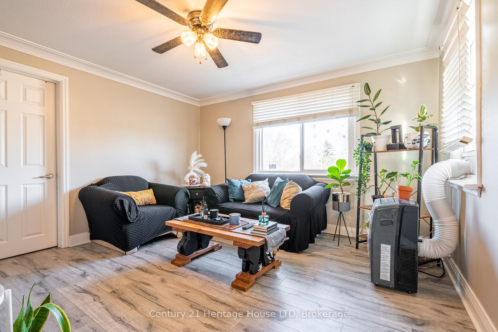 Photo 20 of 24 Union Street, St. Catharines, Western Hill — HOMEH