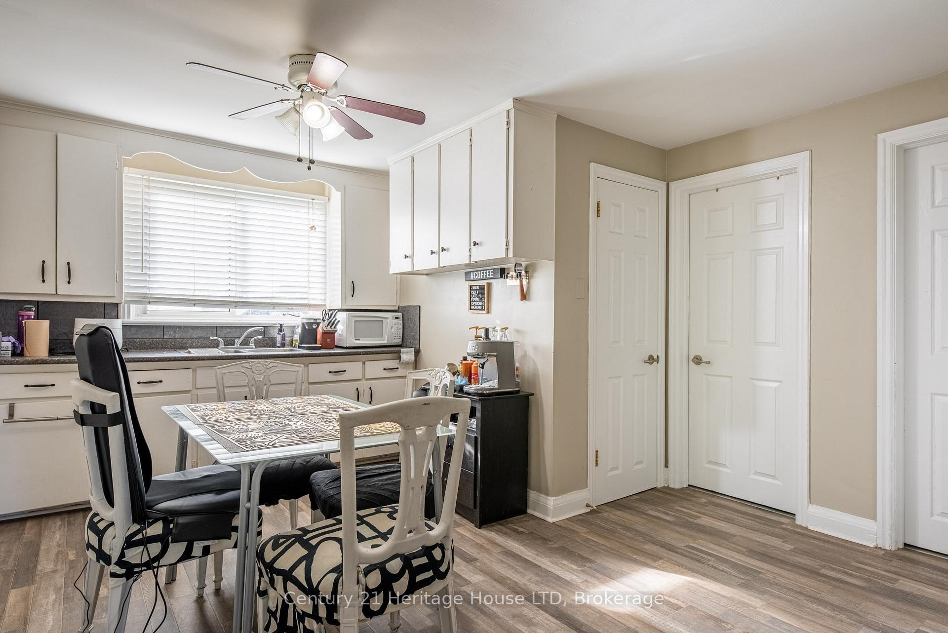 Photo 8 of 24 Union Street, St. Catharines, Western Hill — HOMEH