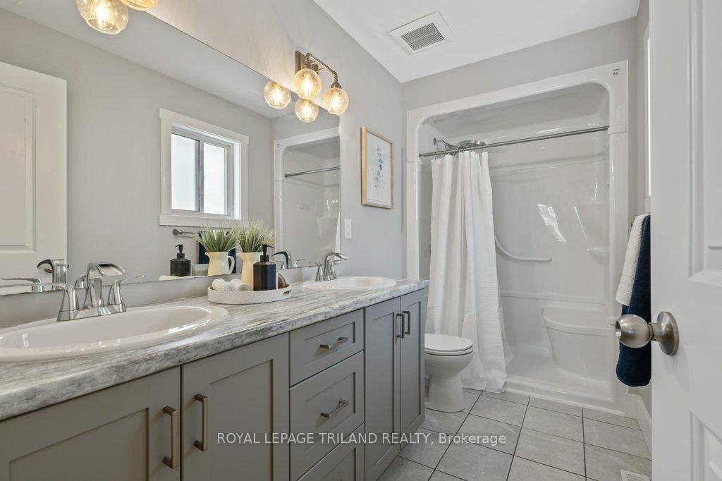 Photo 17 of 25 Oakmont Street, St. Thomas — HOMEH