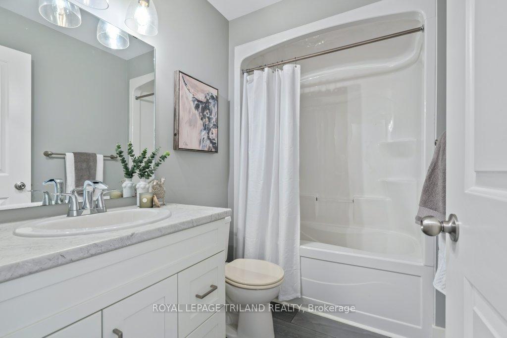 Photo 20 of 25 Oakmont Street, St. Thomas — HOMEH