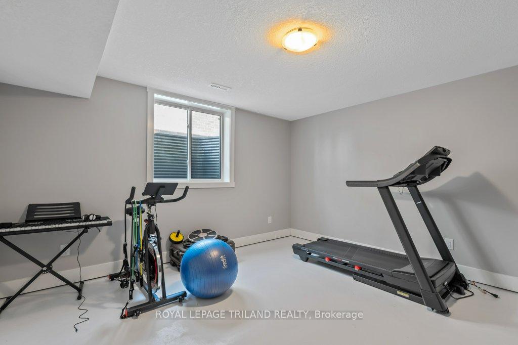 Photo 27 of 25 Oakmont Street, St. Thomas — HOMEH