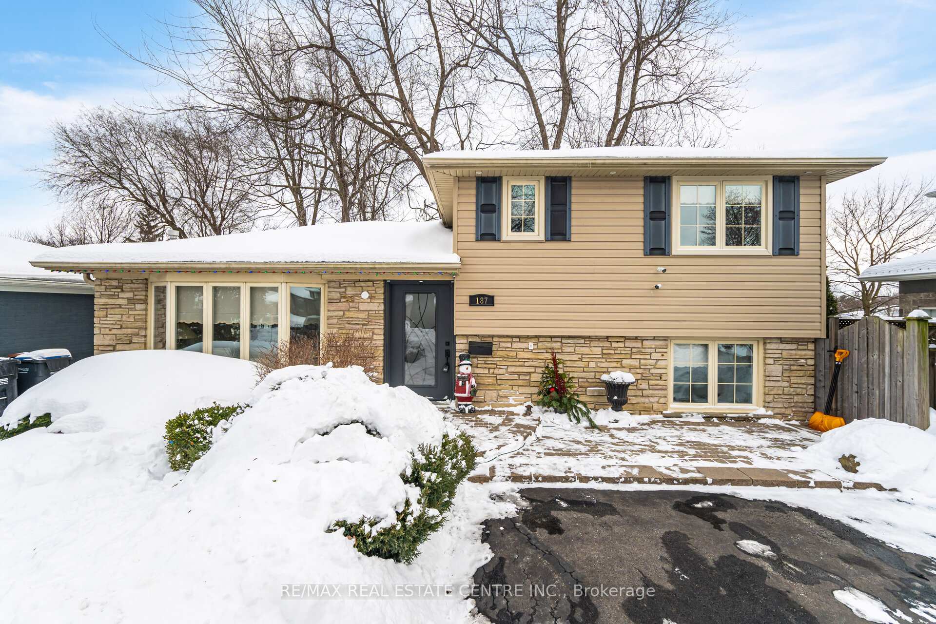 Front of 187 Bartley Bull Parkway
