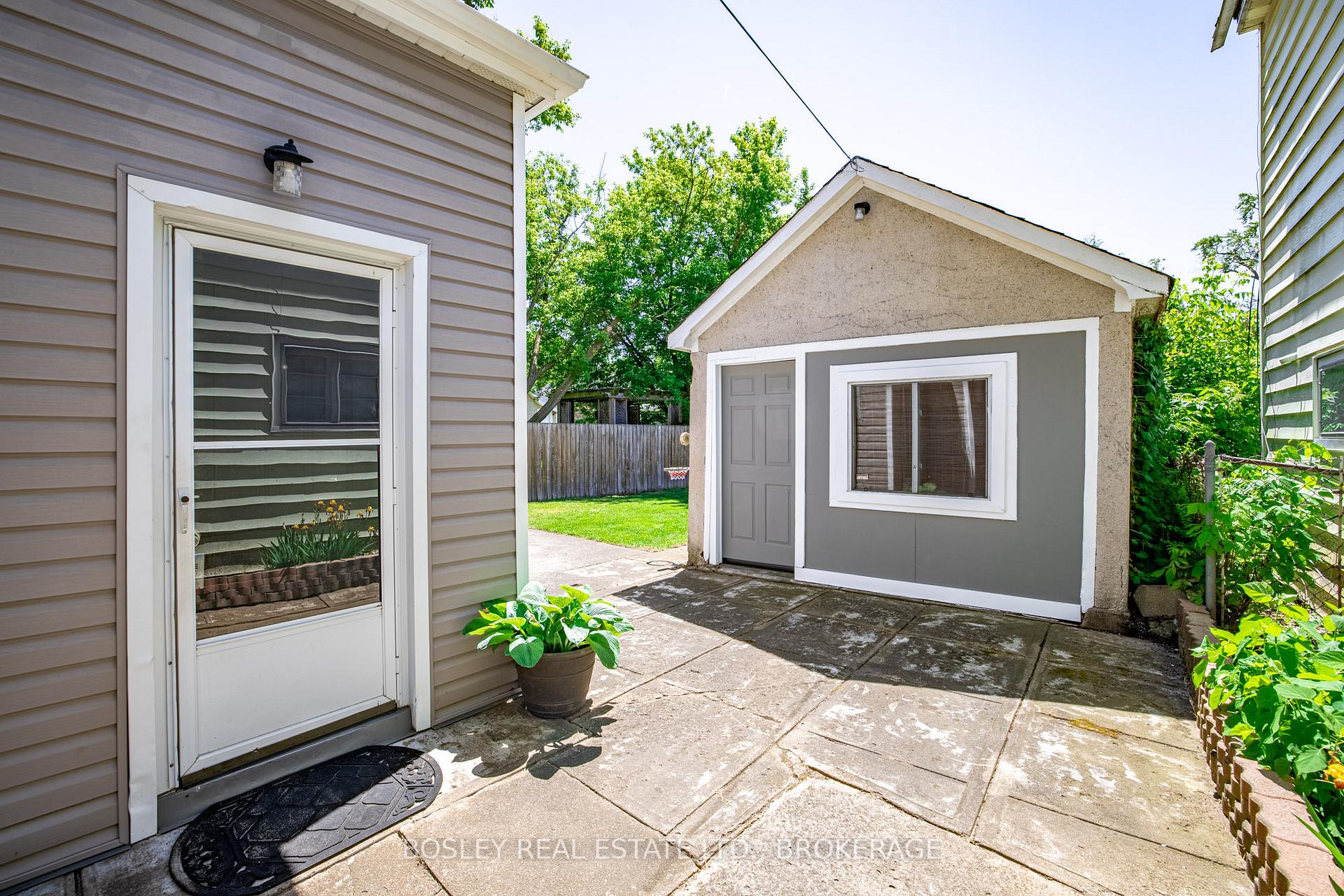 Photo 45 of 132 Dufferin Street E, St. Catharines, Downtown — HOMEH