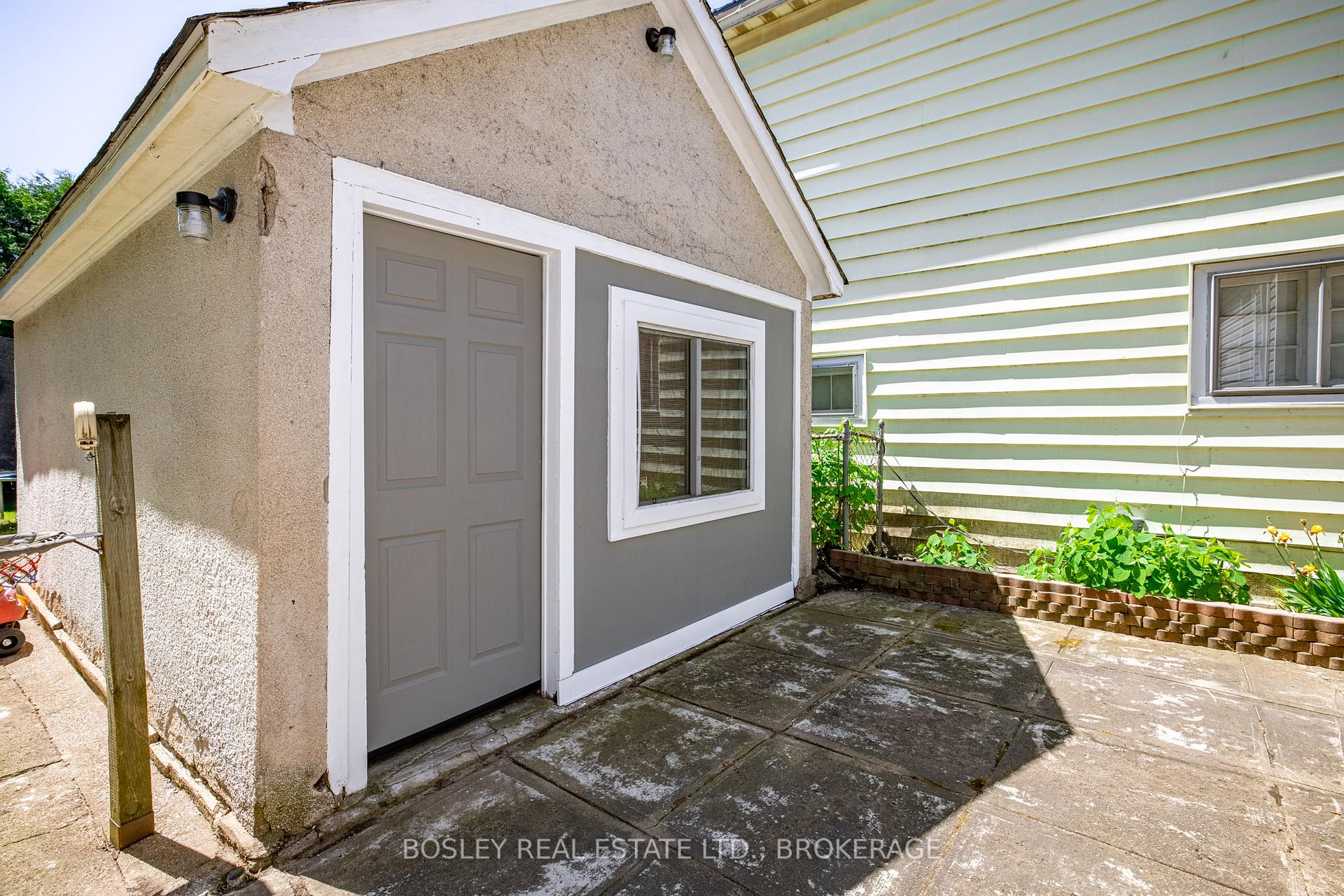 Photo 47 of 132 Dufferin Street E, St. Catharines, Downtown — HOMEH