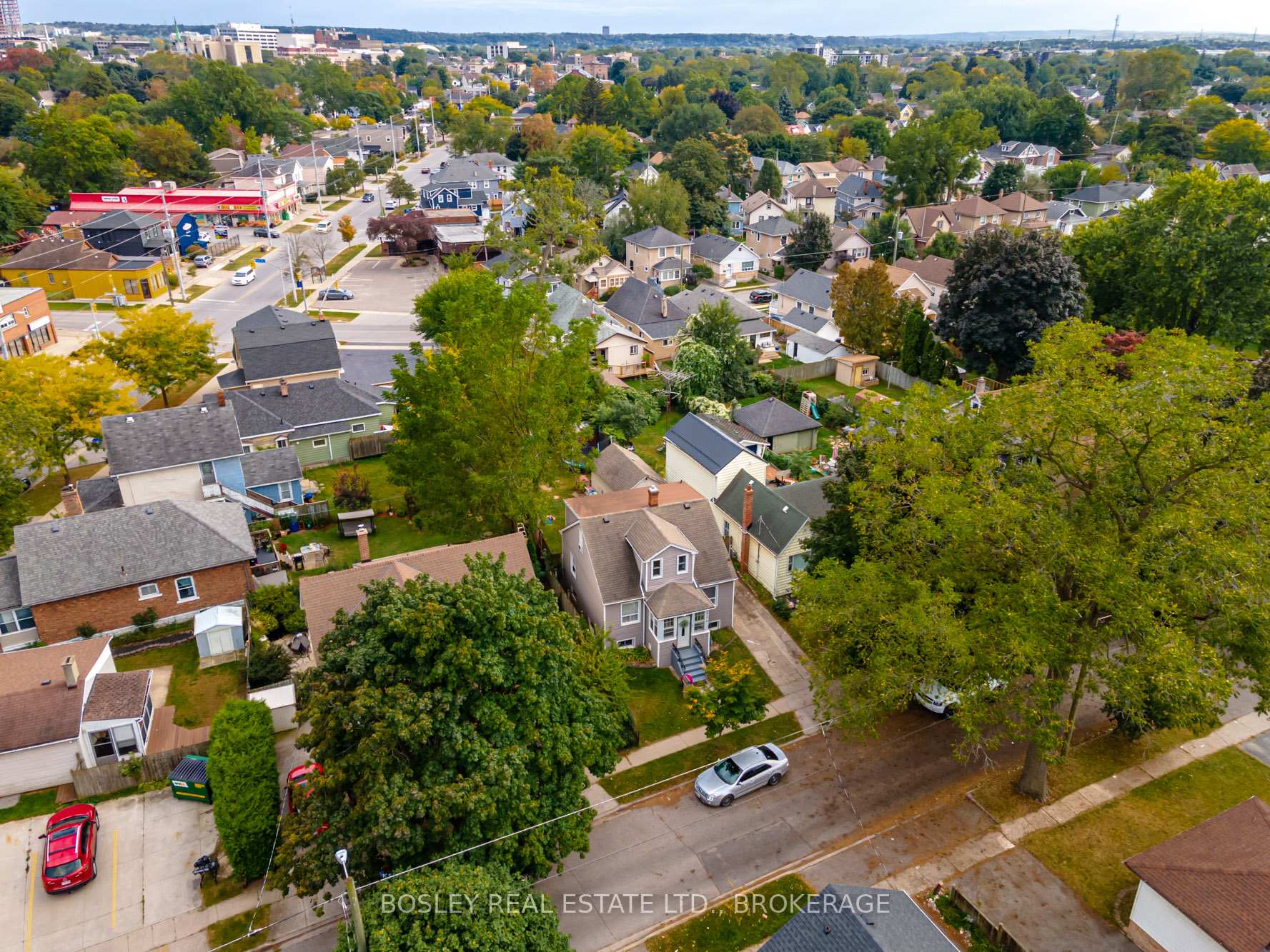 Photo 52 of 132 Dufferin Street E, St. Catharines, Downtown — HOMEH