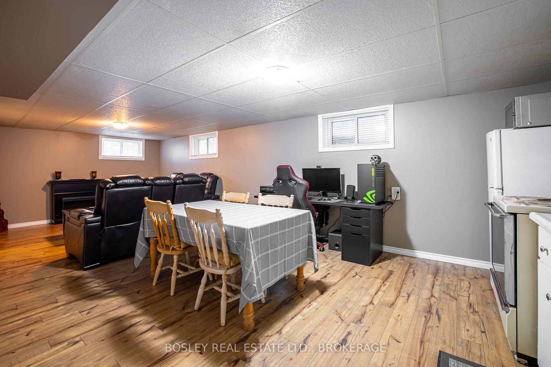 Photo 18 of 132 Dufferin Street E, St. Catharines, Downtown — HOMEH