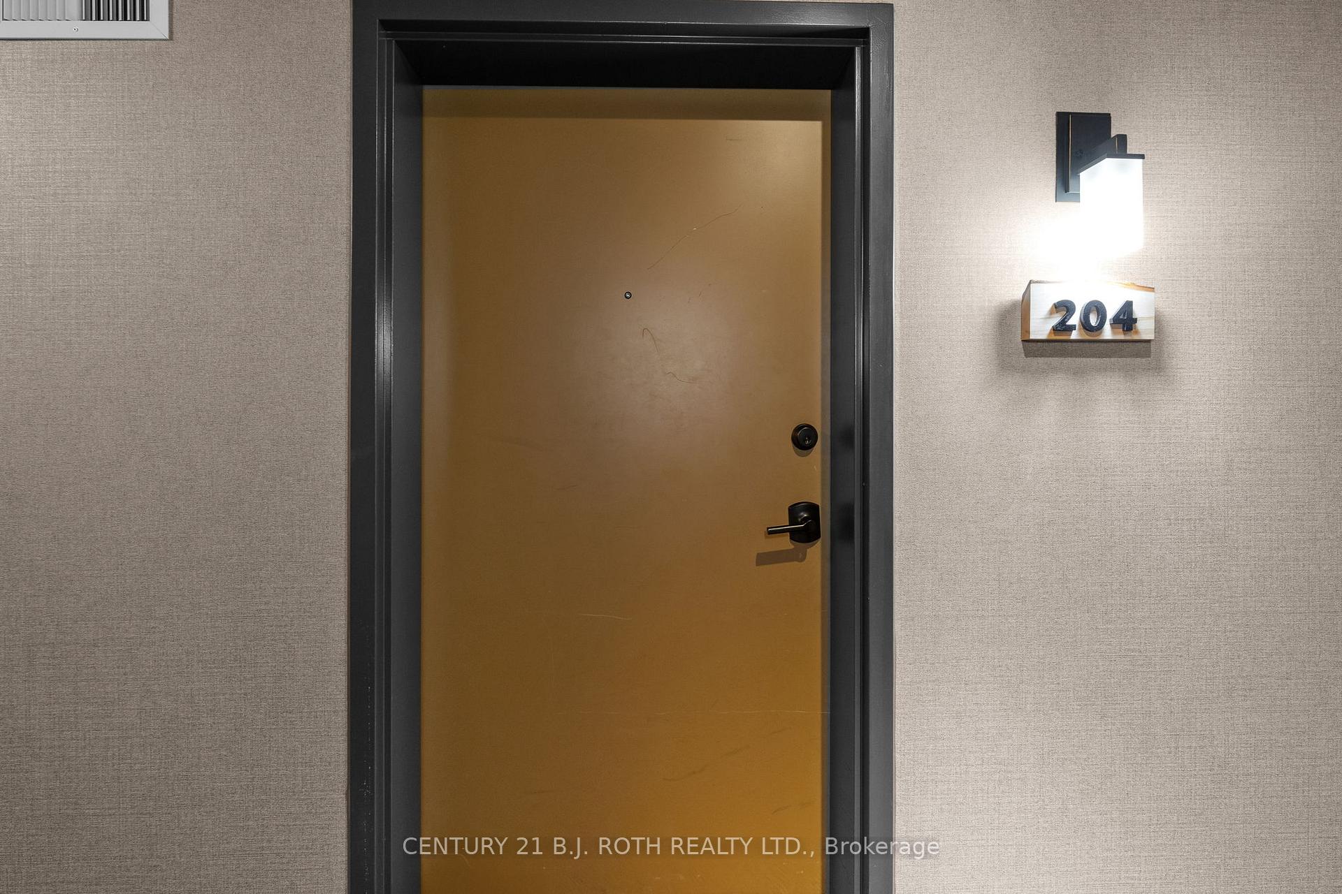 Photo 5 of Unit 204, 20 Koda Street, Barrie, Rural Barrie Southwest — HOMEH
