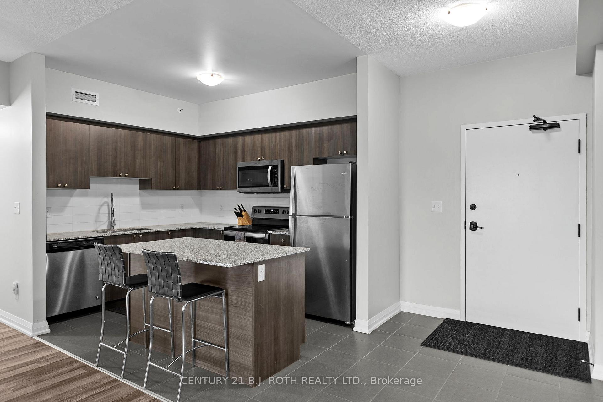 Photo 7 of Unit 204, 20 Koda Street, Barrie, Rural Barrie Southwest — HOMEH