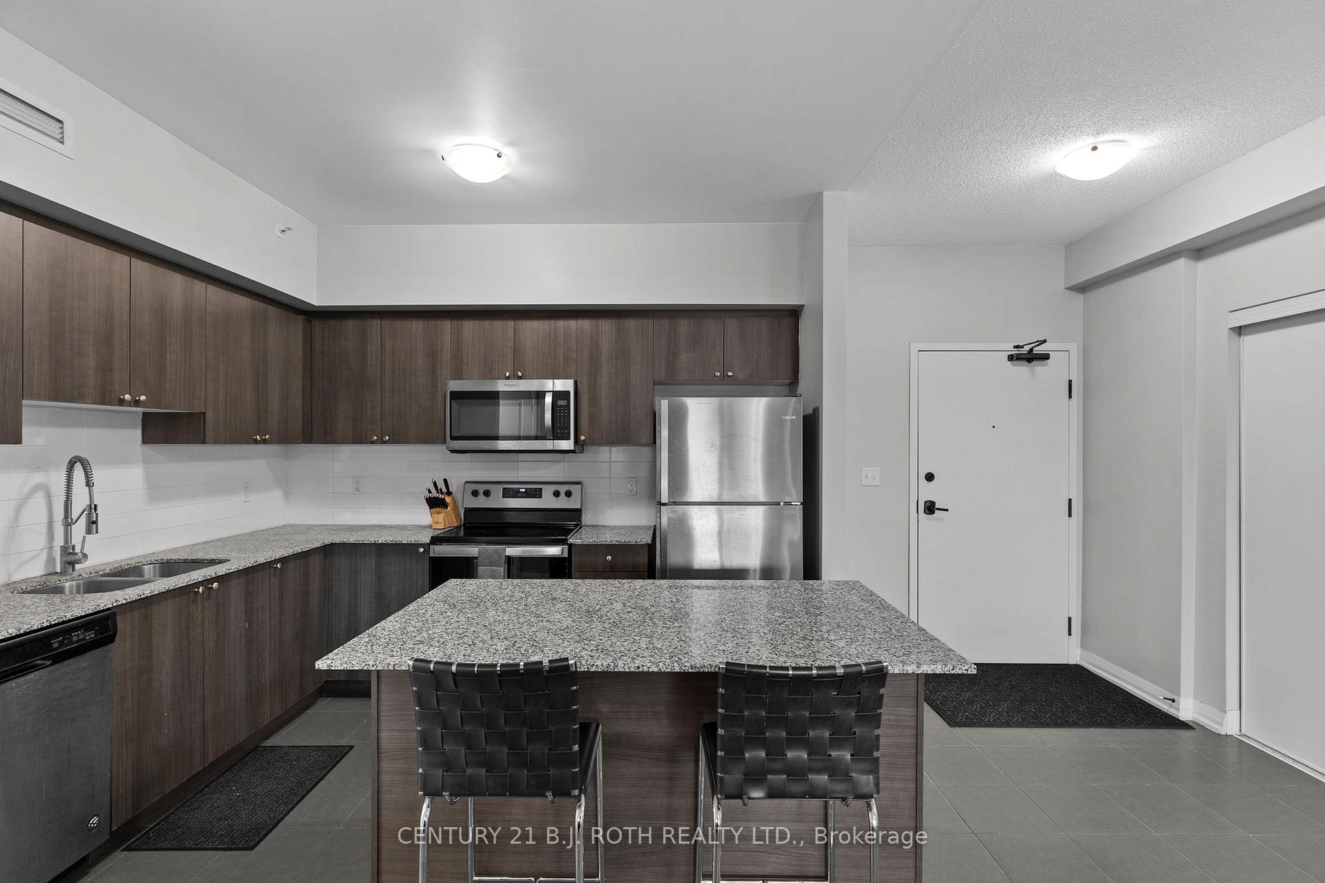Photo 8 of Unit 204, 20 Koda Street, Barrie, Rural Barrie Southwest — HOMEH