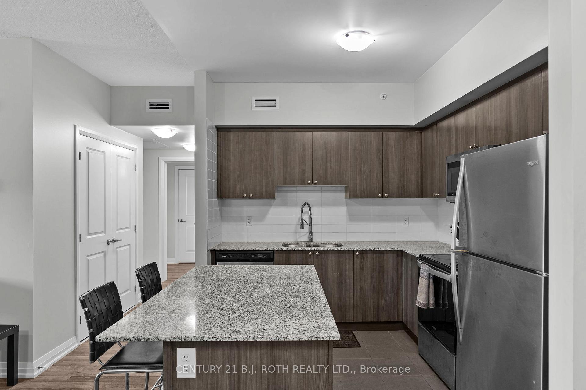Photo 9 of Unit 204, 20 Koda Street, Barrie, Rural Barrie Southwest — HOMEH