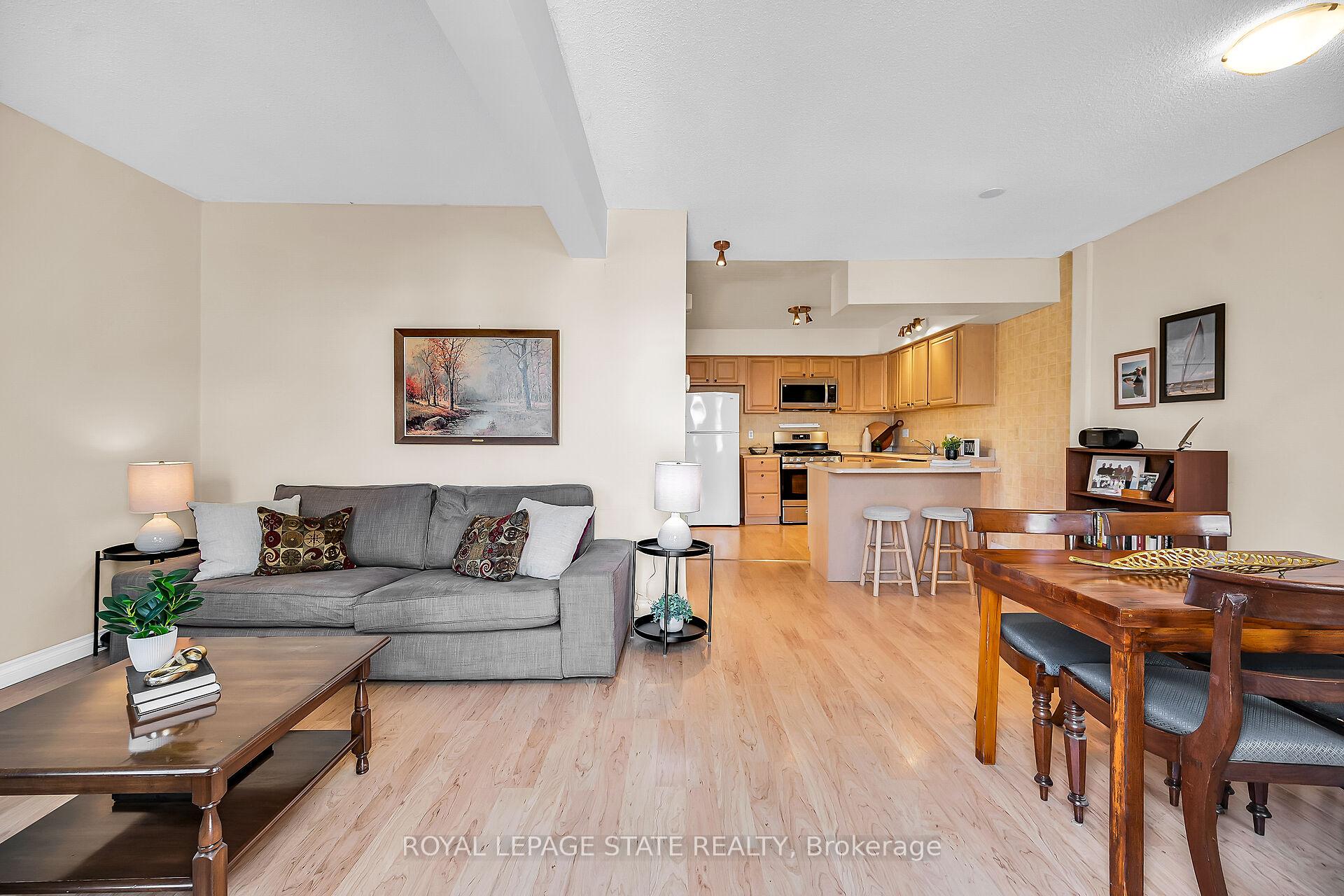 Photo 3 of 42 East 27th Street, Hamilton, Eastmount — HOMEH