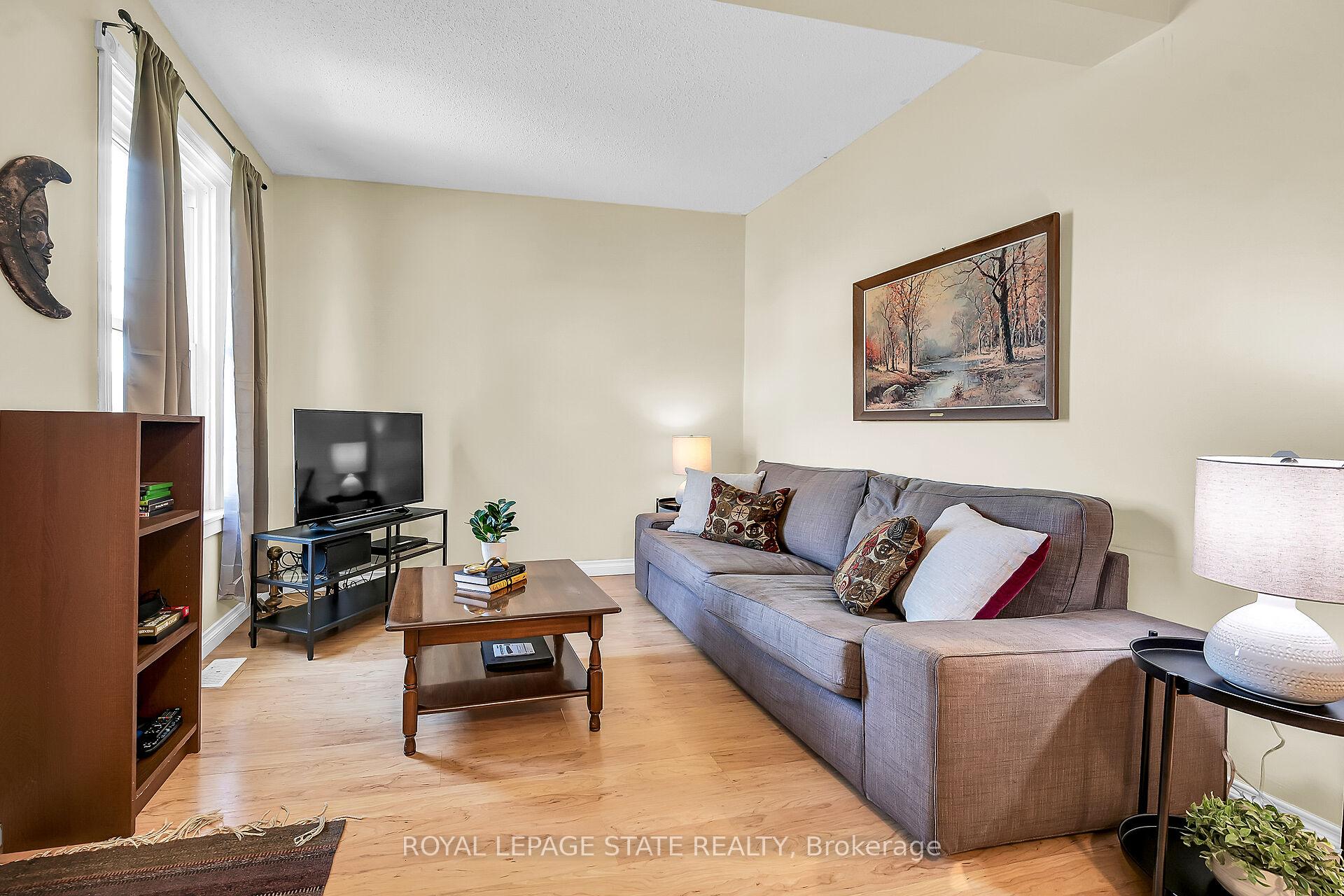 Photo 7 of 42 East 27th Street, Hamilton, Eastmount — HOMEH
