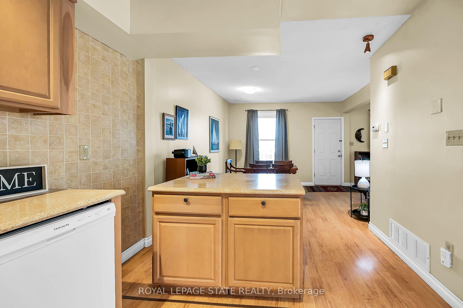 Photo 14 of 42 East 27th Street, Hamilton, Eastmount — HOMEH