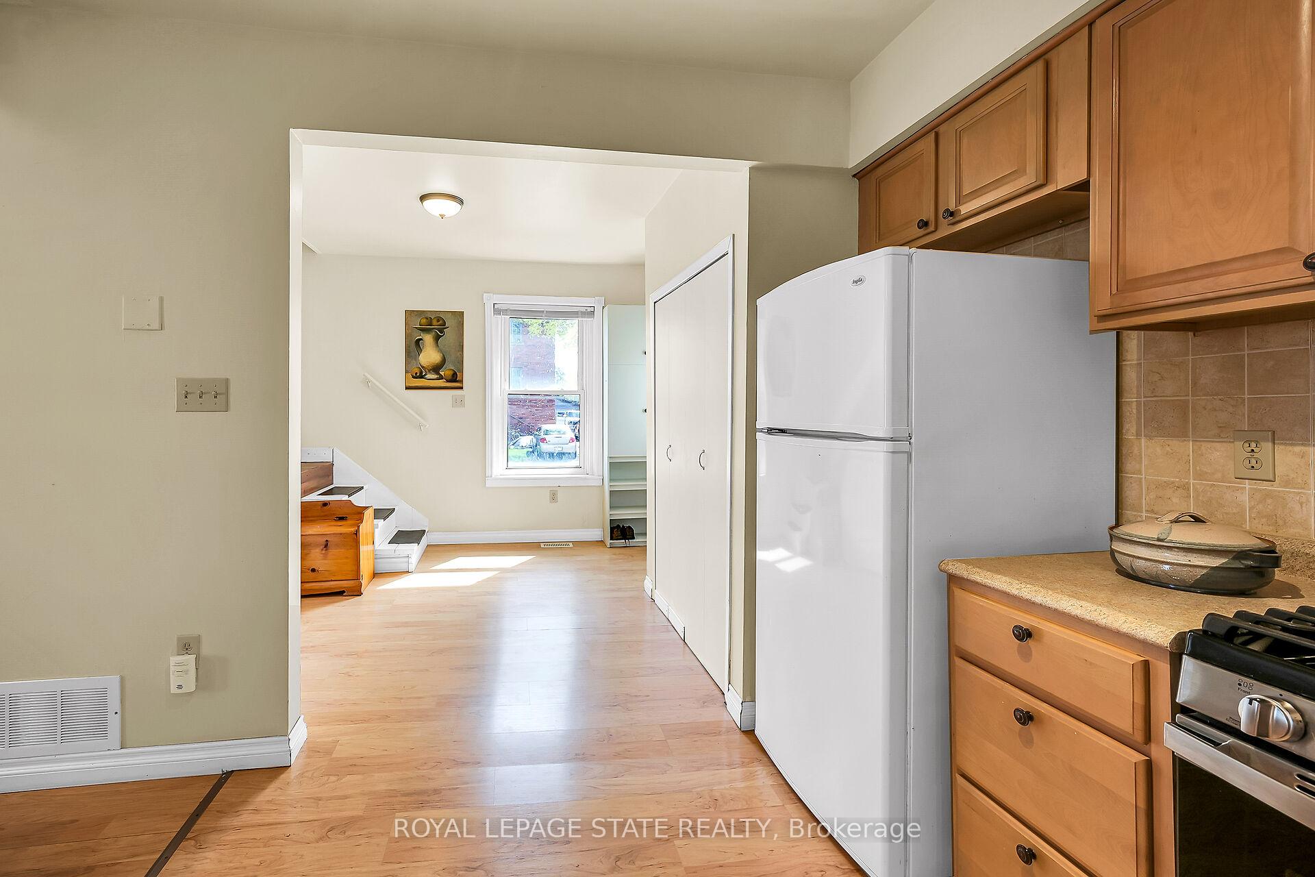 Photo 15 of 42 East 27th Street, Hamilton, Eastmount — HOMEH