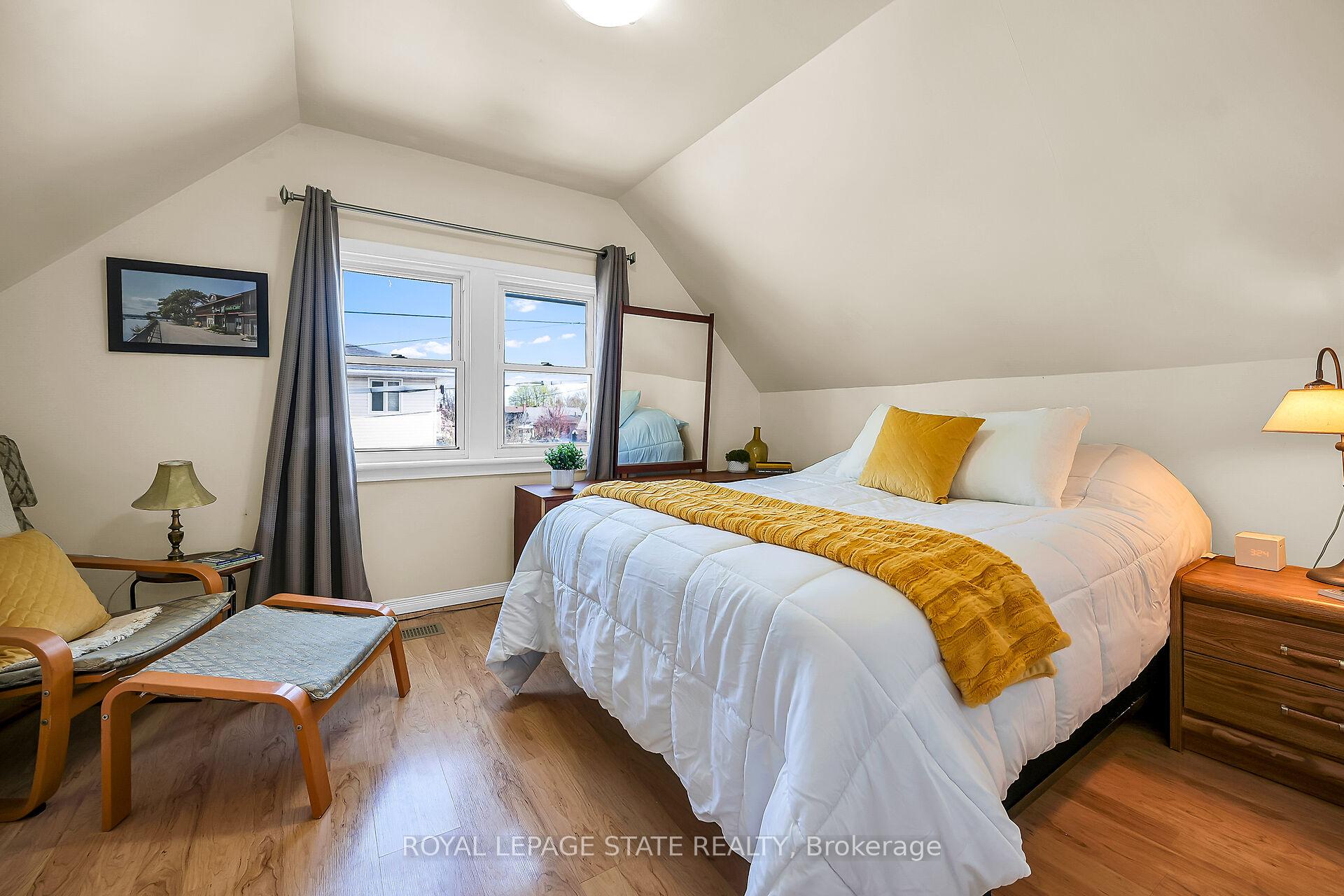 Photo 19 of 42 East 27th Street, Hamilton, Eastmount — HOMEH