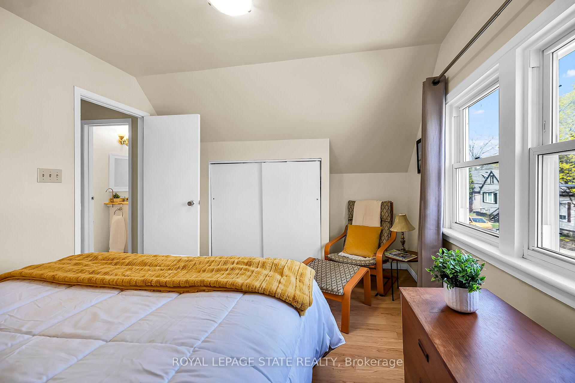 Photo 21 of 42 East 27th Street, Hamilton, Eastmount — HOMEH