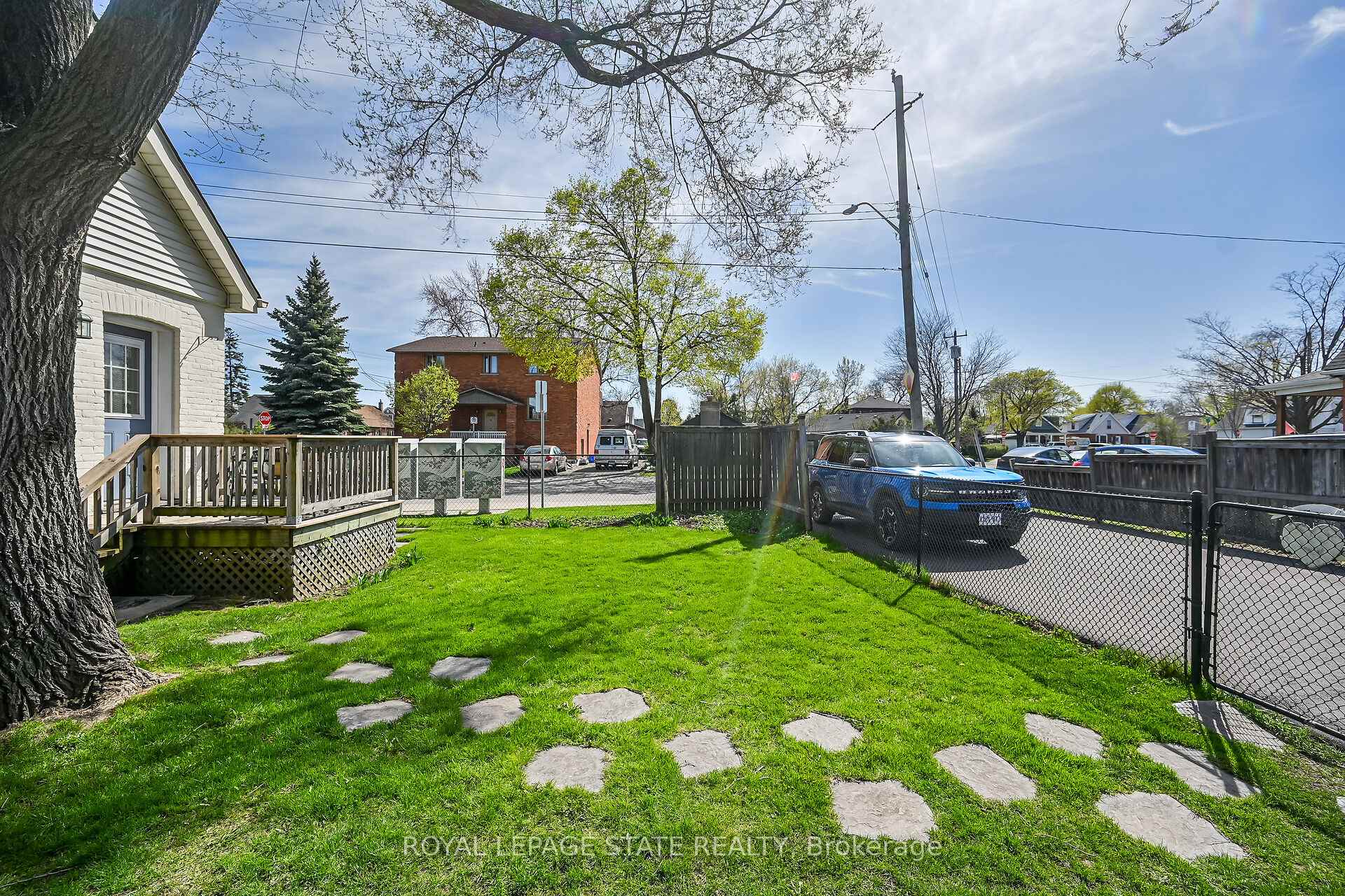 Photo 38 of 42 East 27th Street, Hamilton, Eastmount — HOMEH
