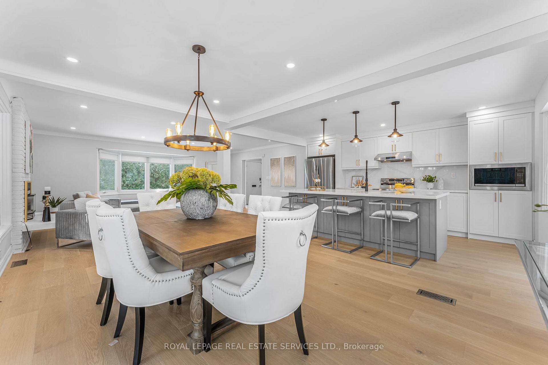 Photo 17 of 155 Main Street S, Hamilton, Waterdown — HOMEH