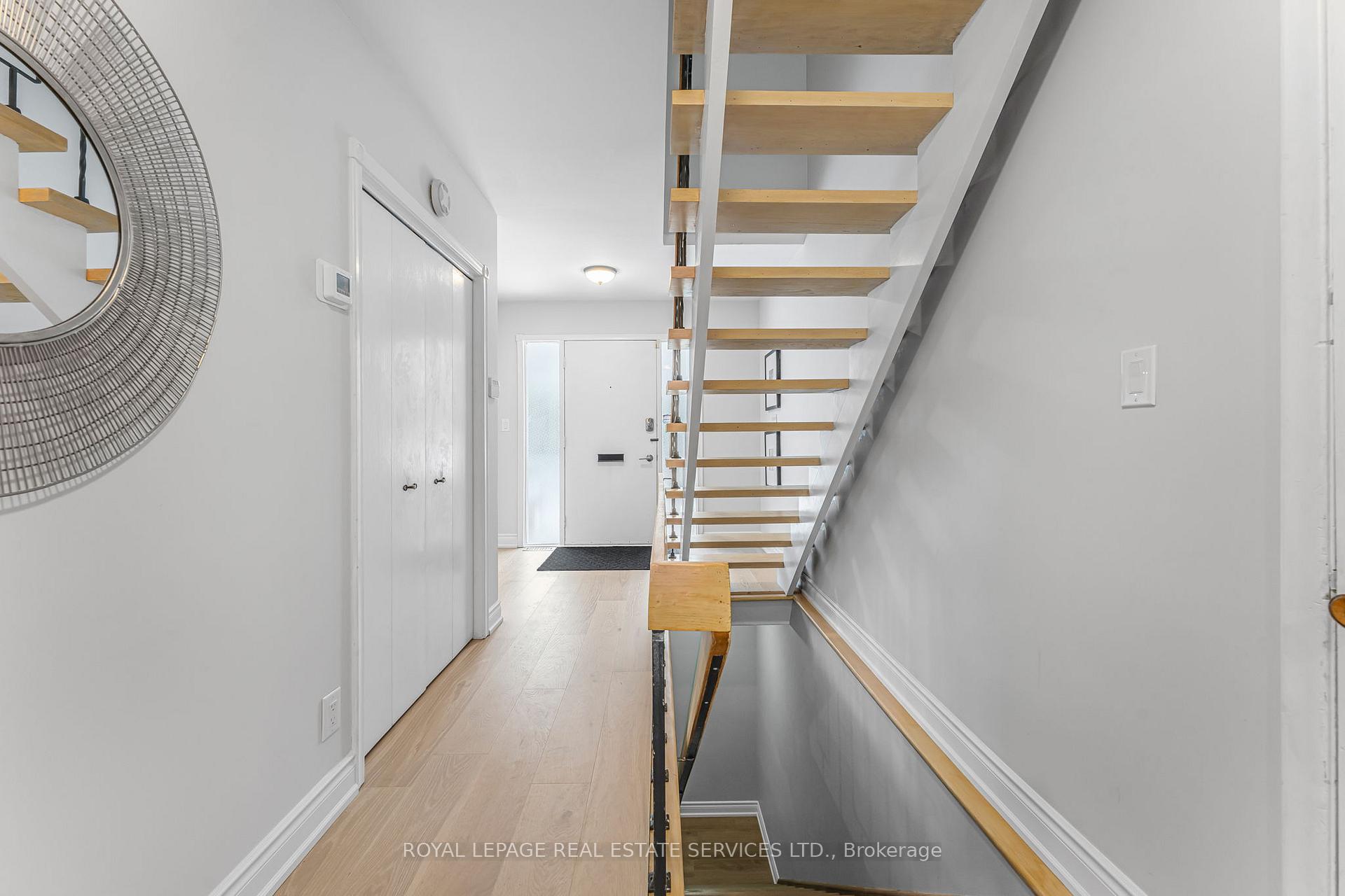 Photo 23 of 155 Main Street S, Hamilton, Waterdown — HOMEH
