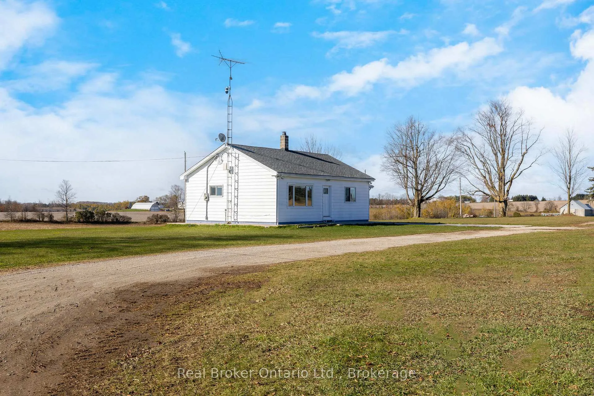 Photo 3 of 9354 15th Side Road, Erin, Rural Erin — HOMEH