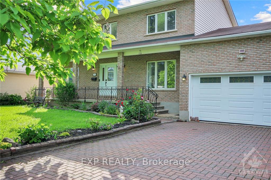 Photo 2 of 45 Sunnycrest Drive, Ottawa, City View/Skyline/Fisher Heights/Parkwood Hills — HOMEH